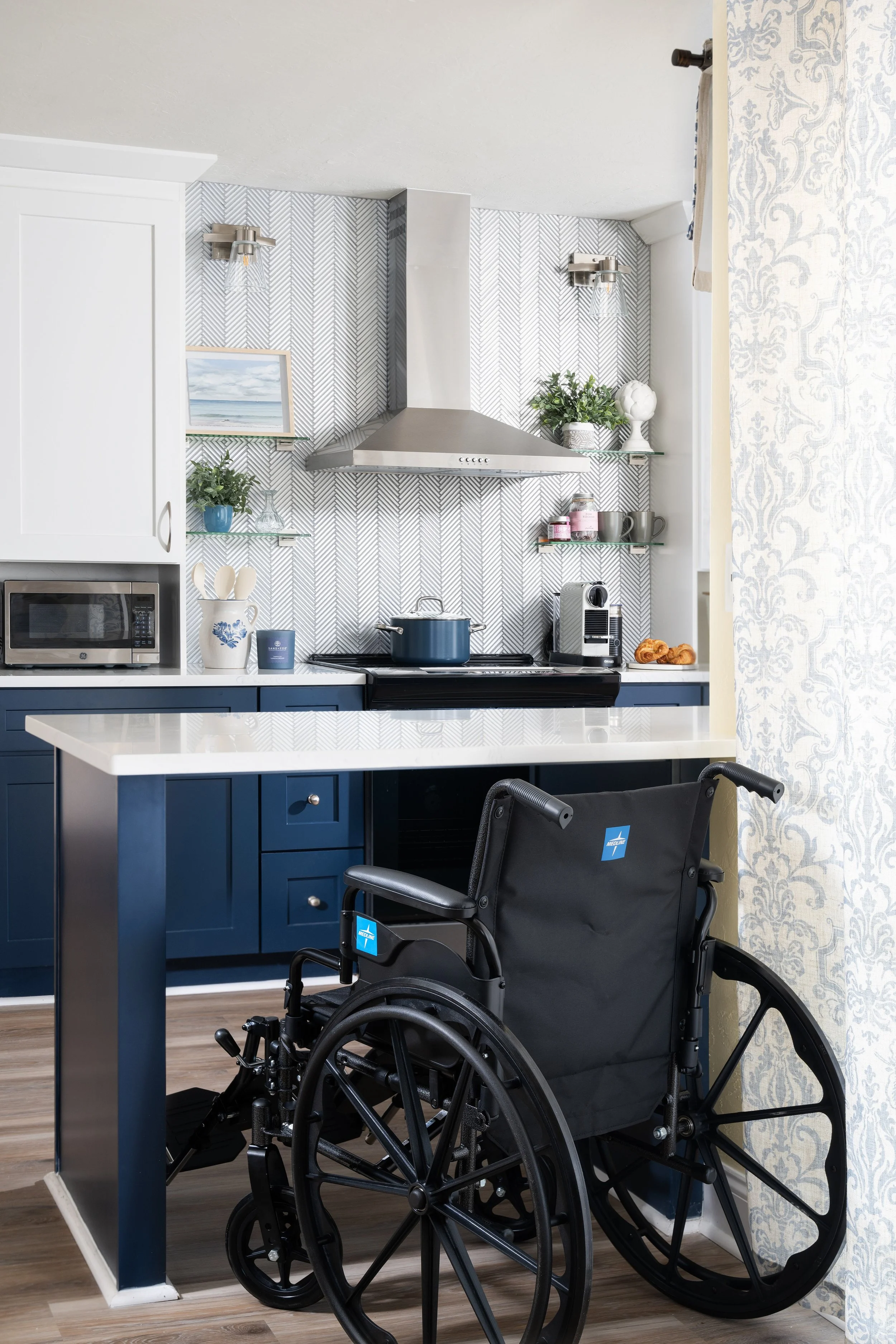 Reimagined mobility floor plan, accessible work spaces & ease of use