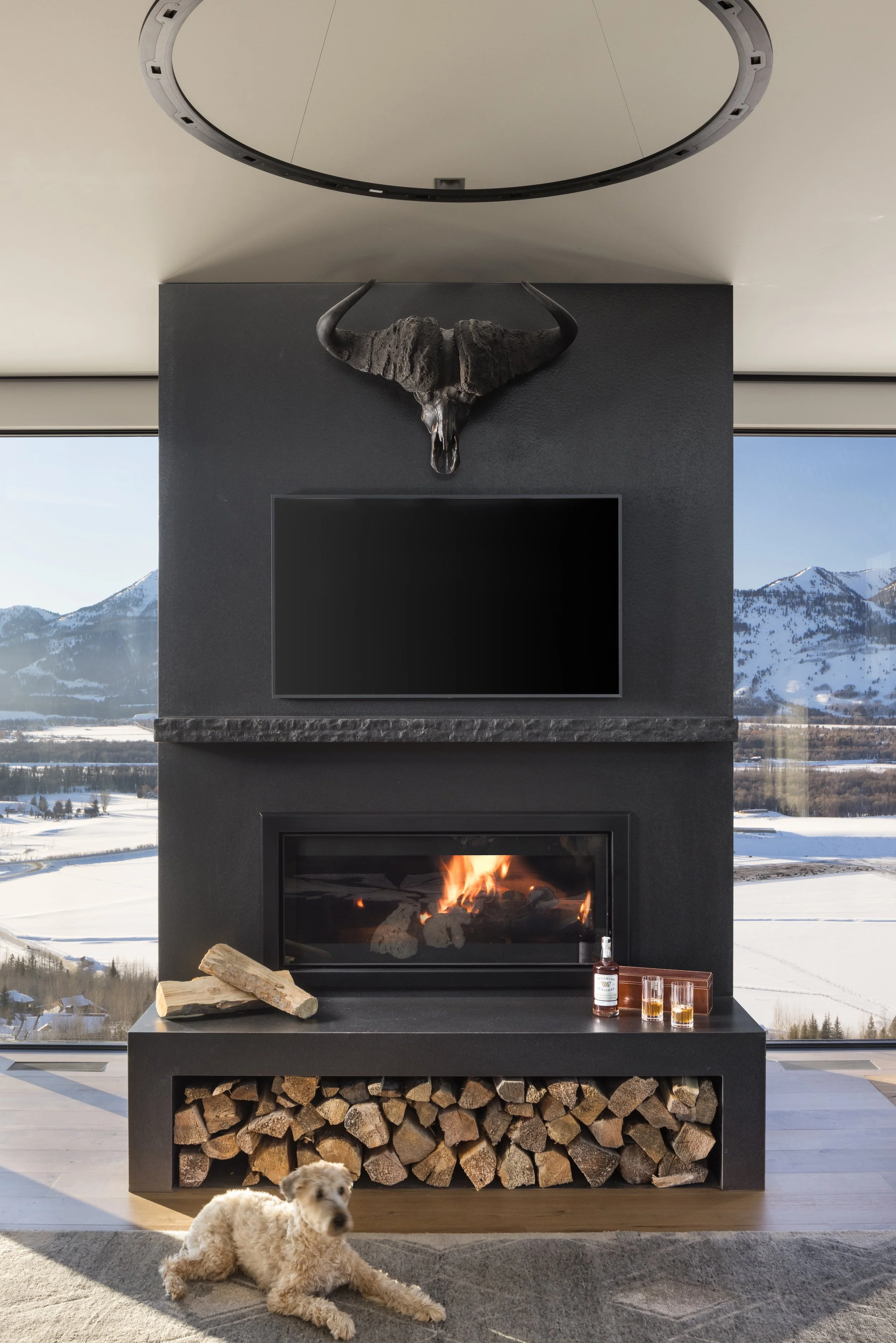 LIVING ROOM HEARTH.jpg
