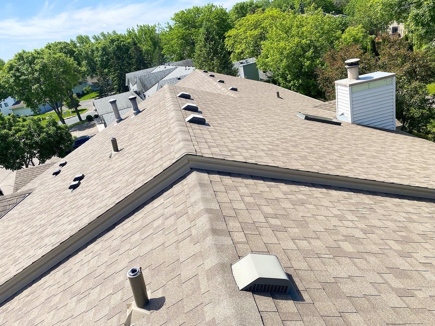 Bold North Roofing and Contracting Roof Replacement