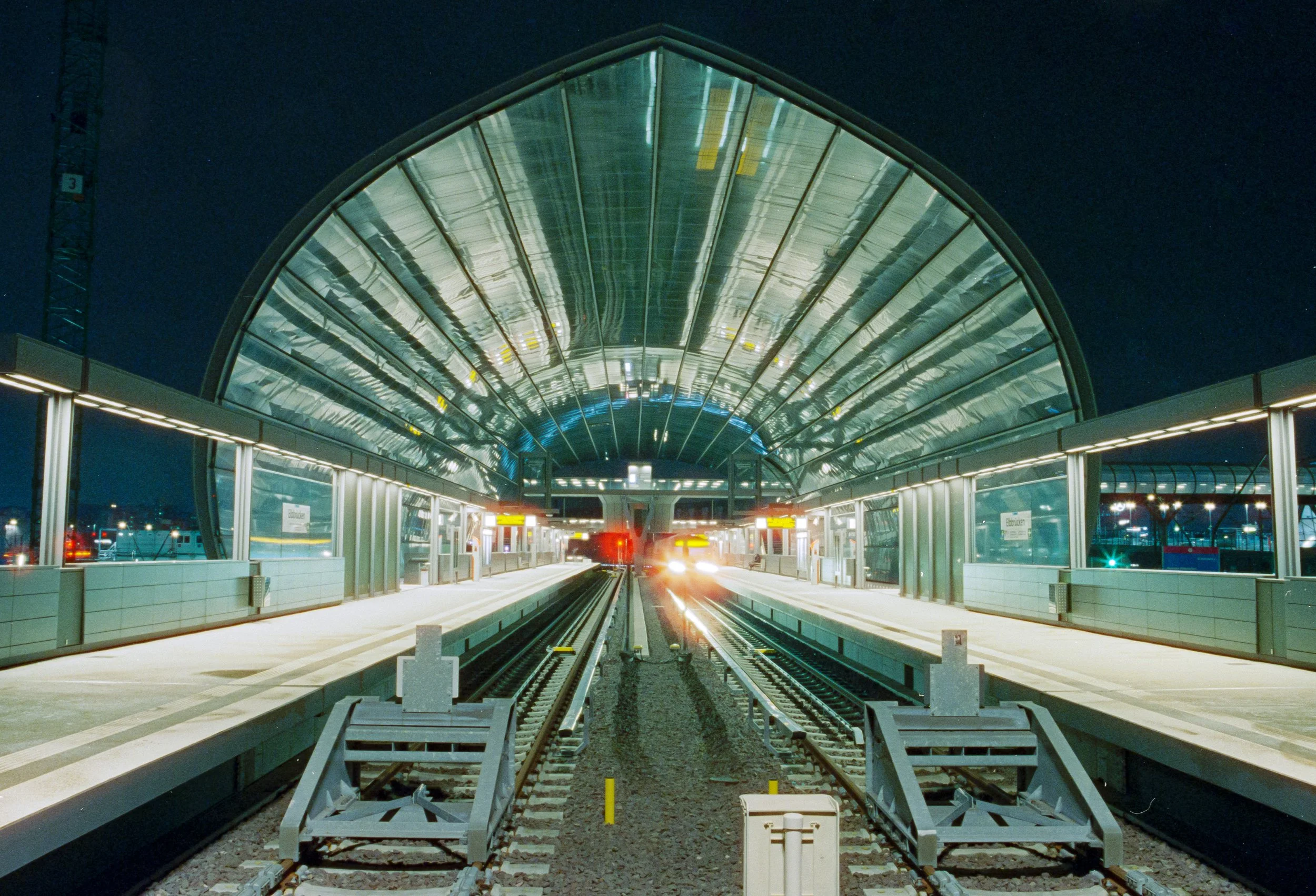 2021-12 Cinestill8001 (1 von 1)-3.jpg