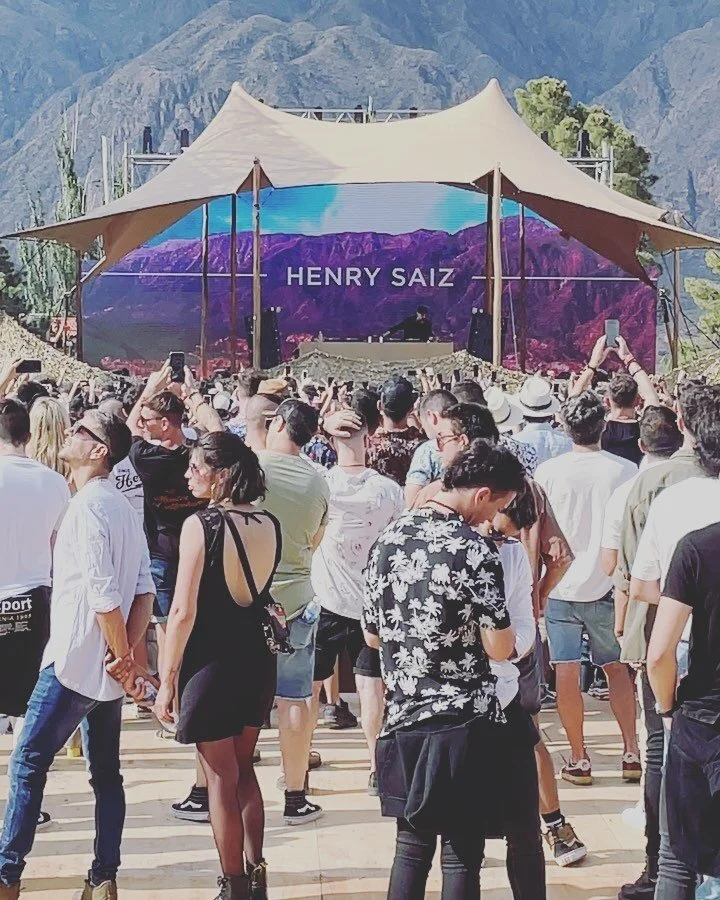 Ac&aacute; les dejamos un review de lo que fue la presentaci&oacute;n de @henrysaiz en Potrerillos, Mendoza, junto a Hern&aacute;n Cattaneo.
Este S&aacute;bado tendremos el placer de recibir a Mirage 3, con un incre&iacute;ble 6 horas set de parte de
