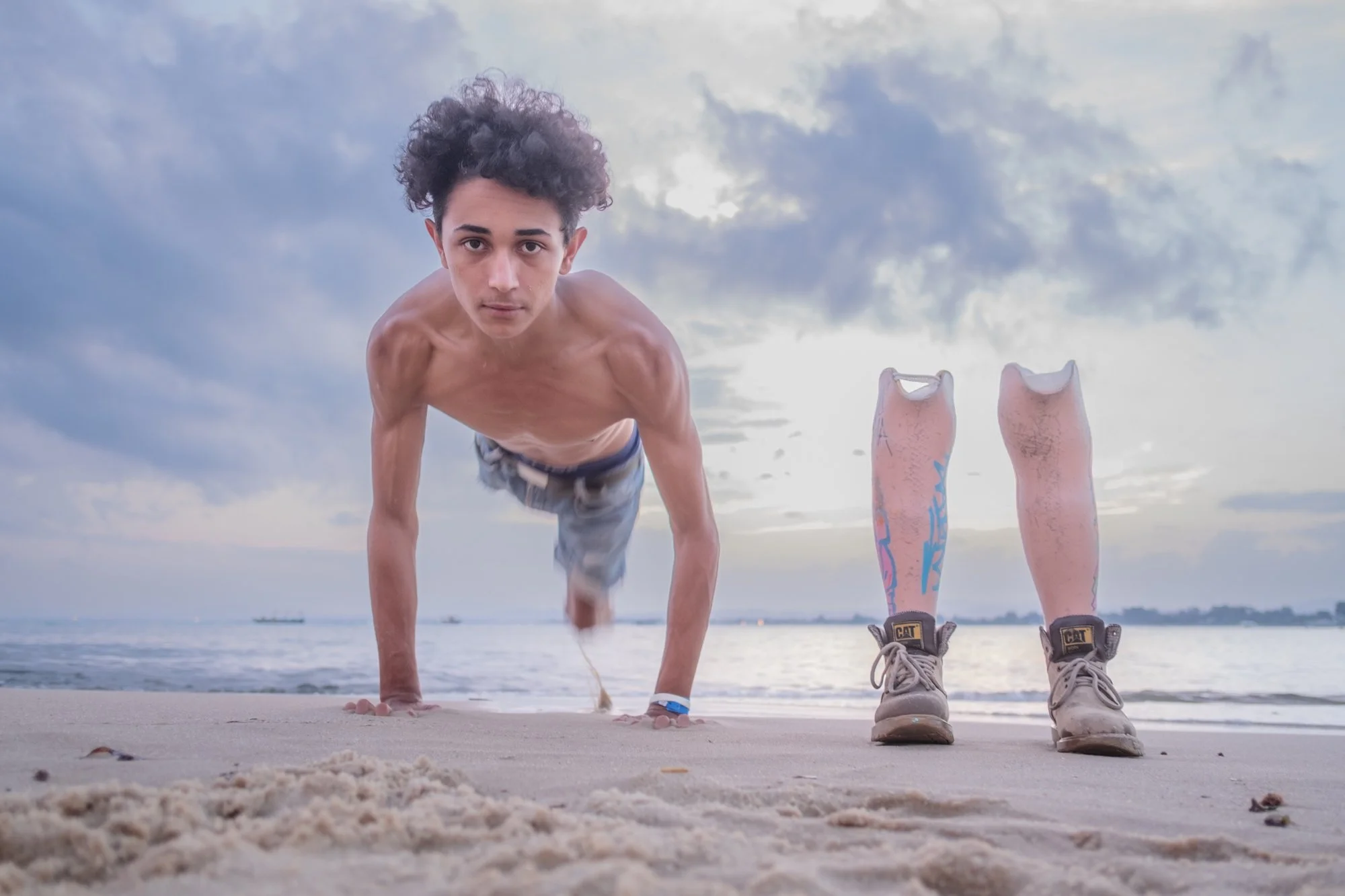 Zulu Rema- the amputee breakdancer from Tunisia-01.jpg