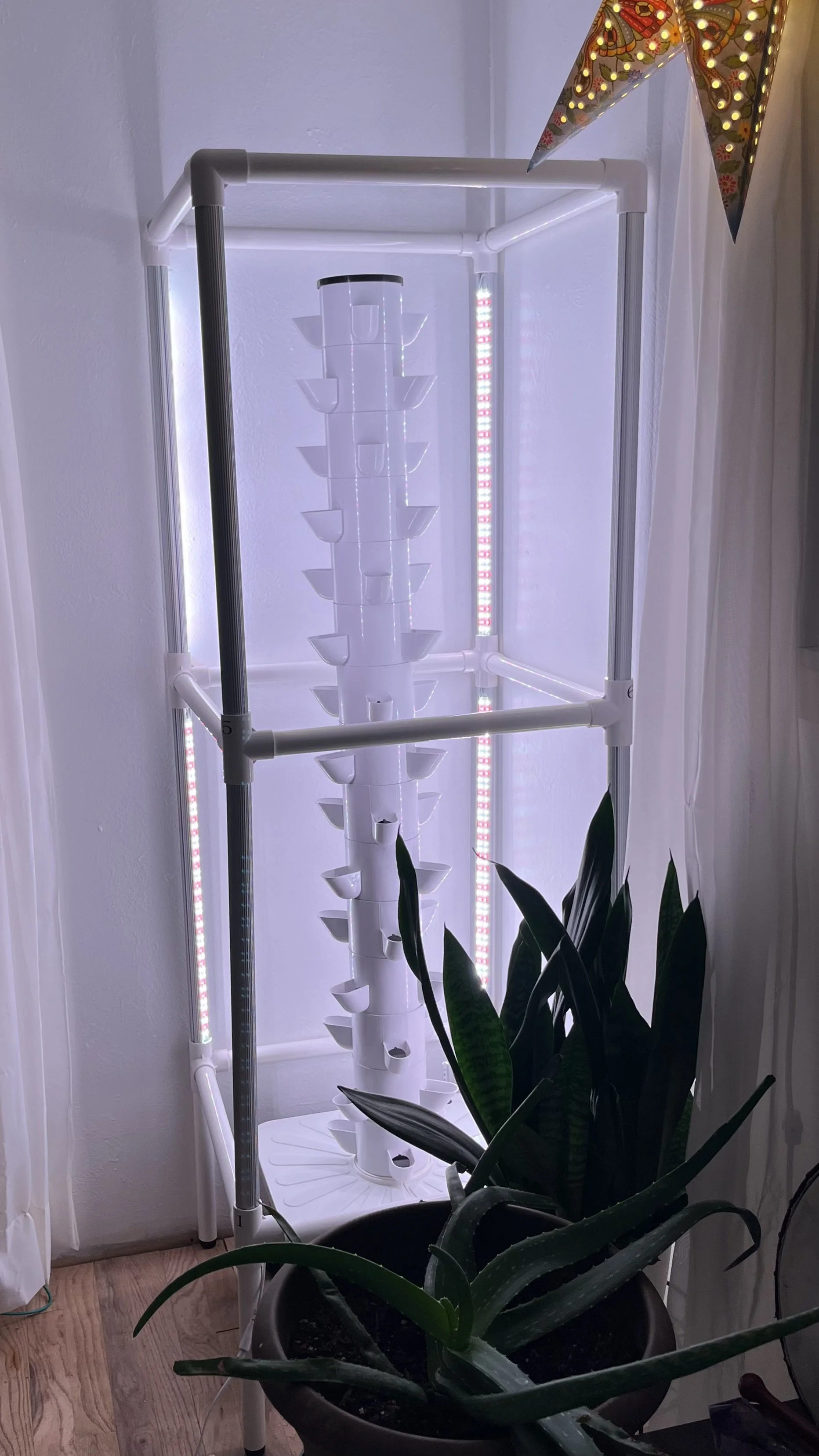 Hydroponic Tower With Lights — Mystical Botanicals