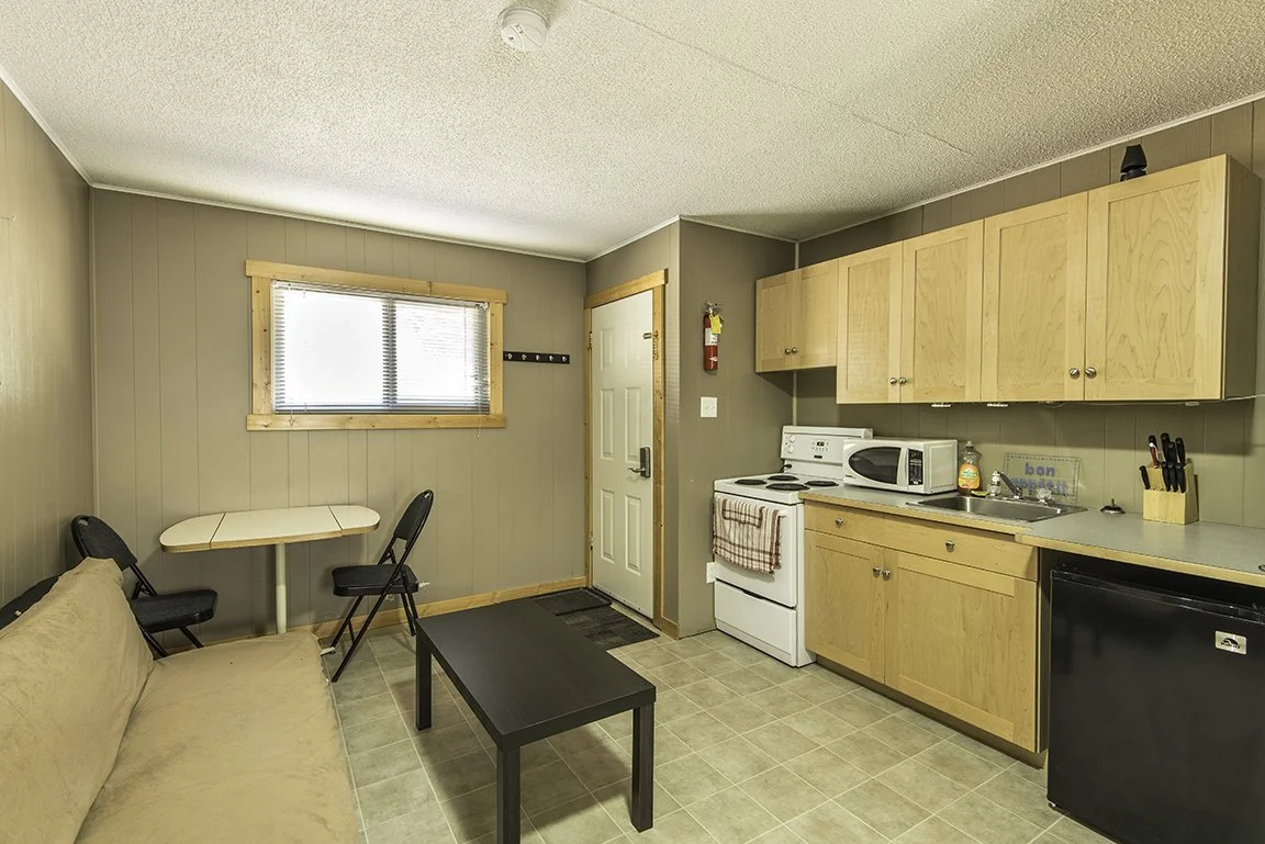 LoneStar_Rm7_Living2.jpg