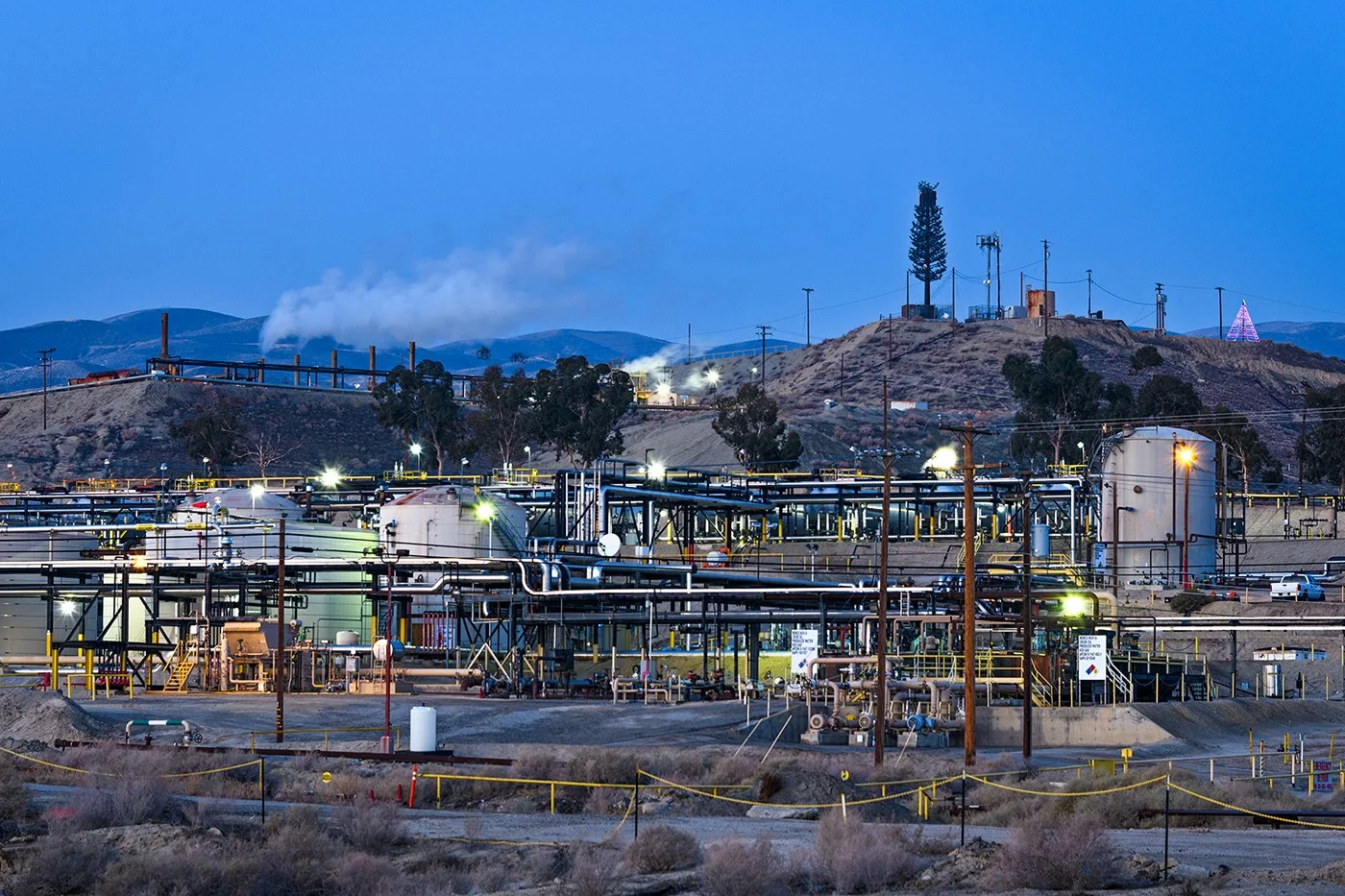 Crude Christmas, Maricopa, CA
