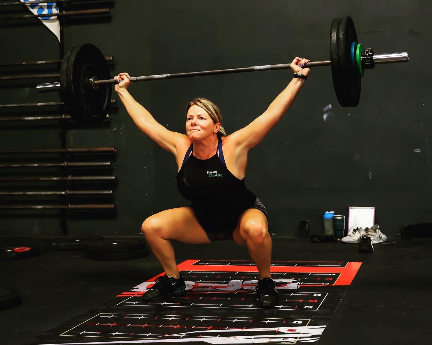 Strength:
&quot;STRENGTH
Every 2:00 &times; 8:00... (4 Sets)
Front Squat
5-4-4-4&quot;
WOD:
&quot;For Time:
100 Double Unders
20 Overhead Squat 115/75
100 Double Unders
5 Rope Climbs&quot;

📸kevin_delfuego