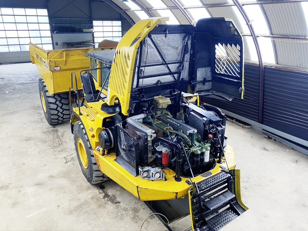 dumper refurbished.jpg