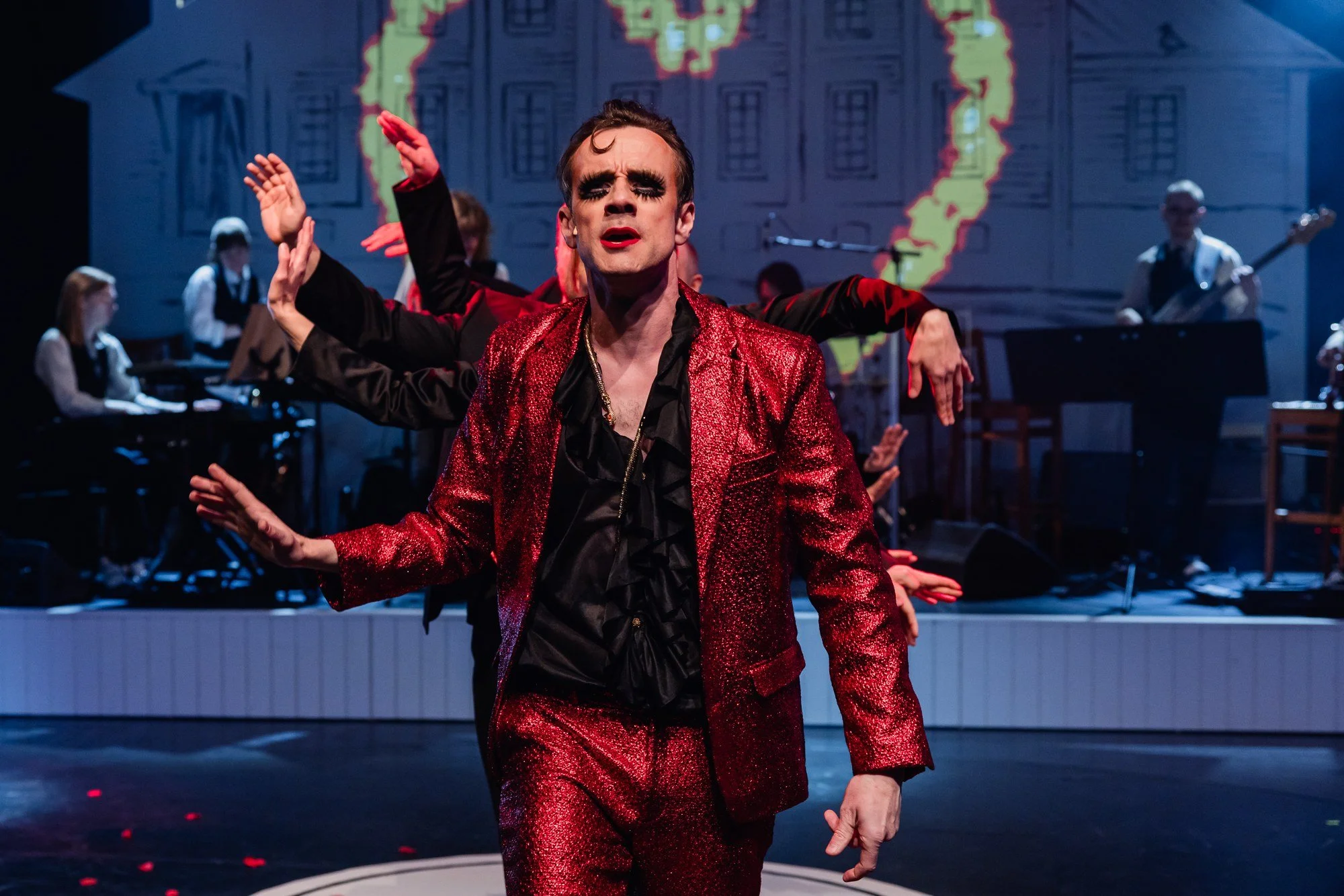 Teatteritalon laulut-56-Minna Hyvönen-w.jpg