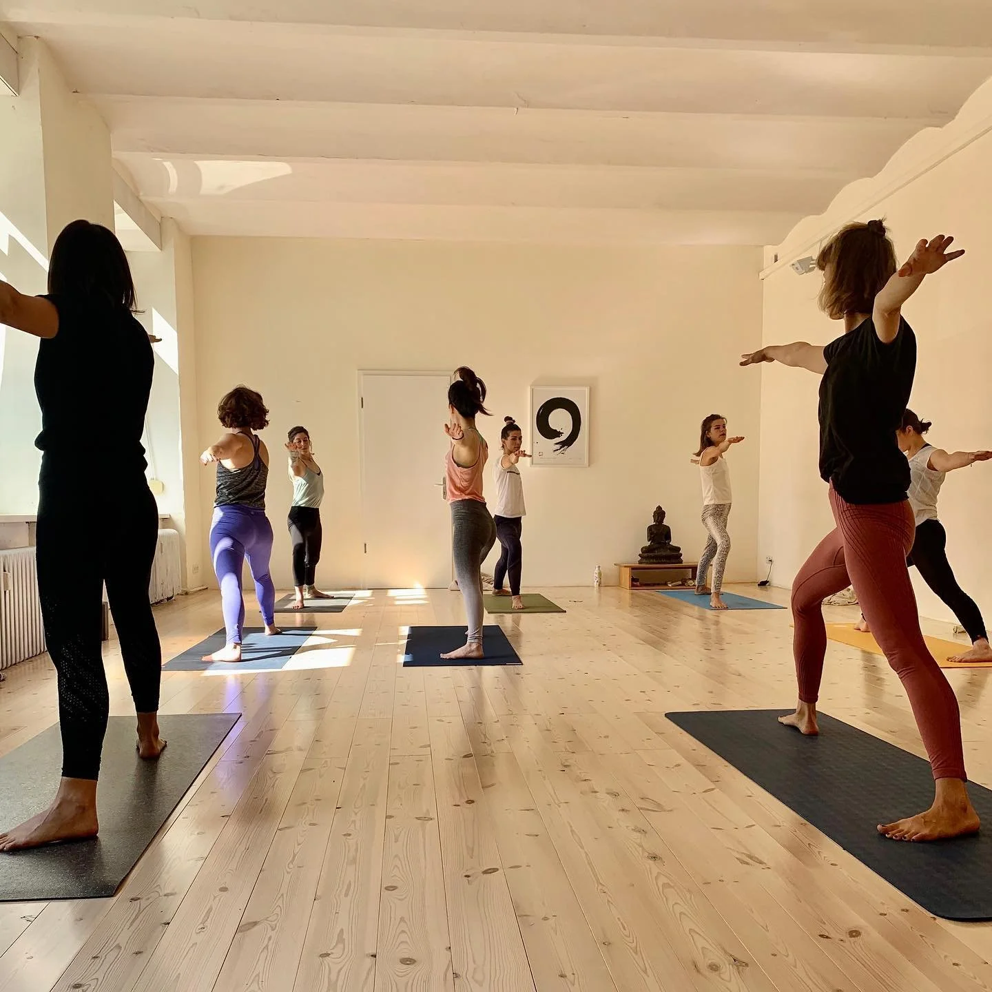 dynamic YTT yoga.jpg