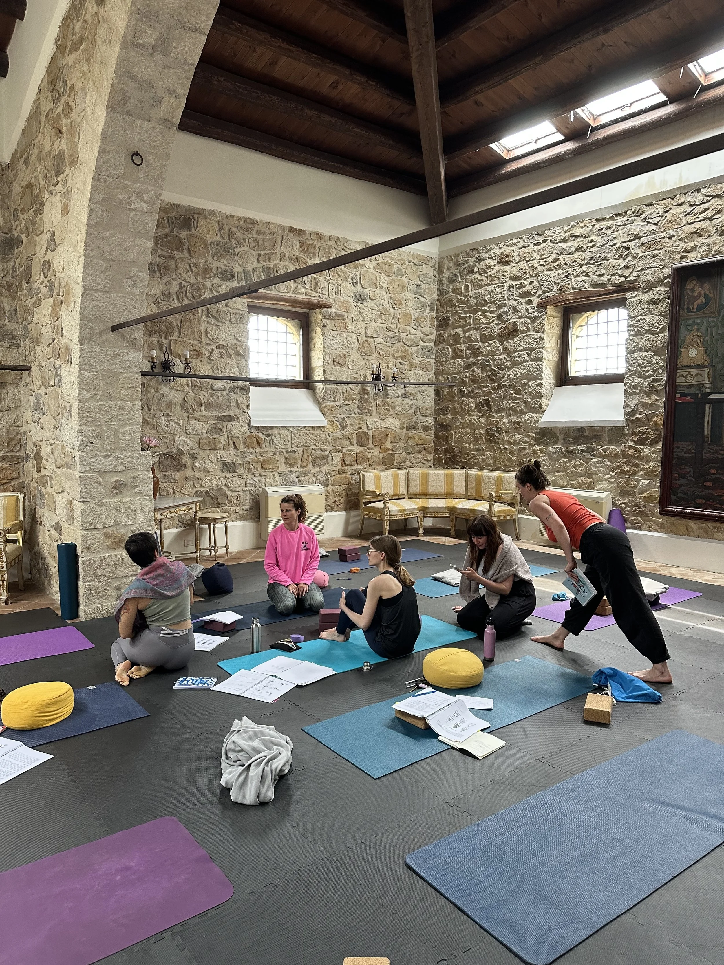 50hrs_ttc_workshop_1.jpg