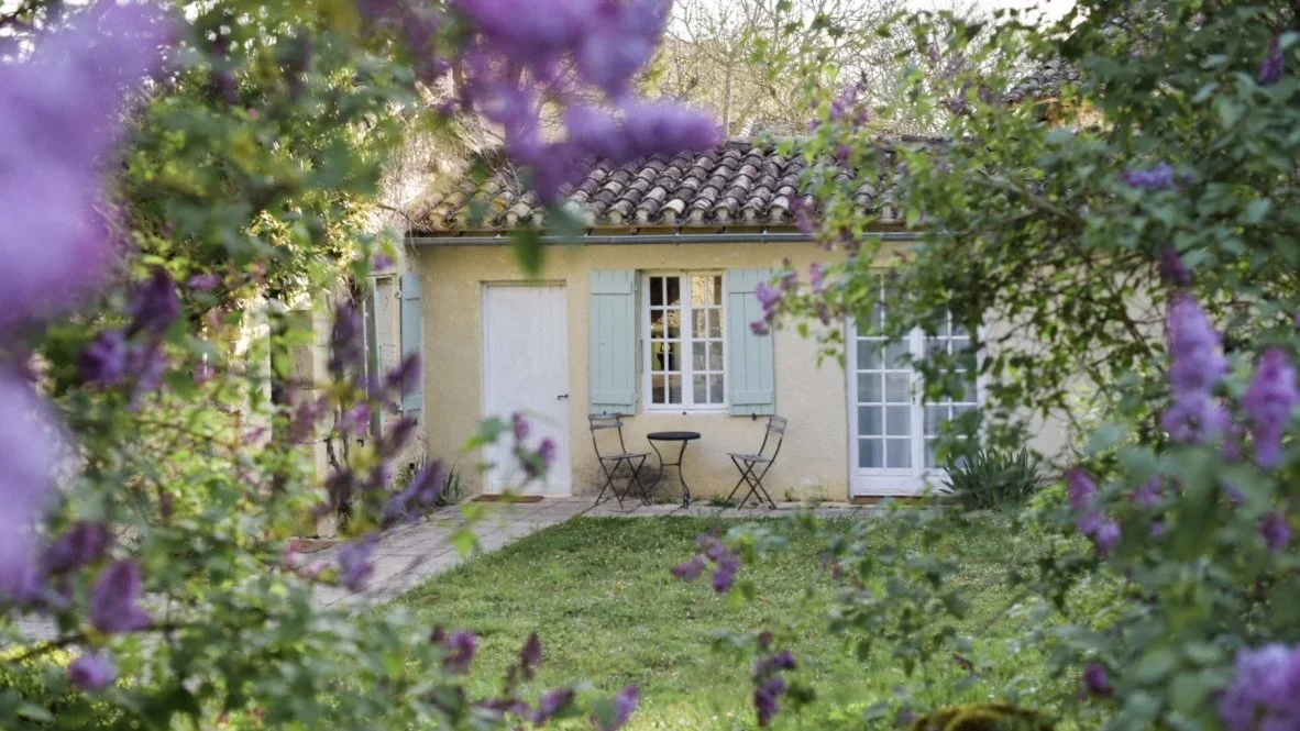 amassa retreat center france yoga.webp
