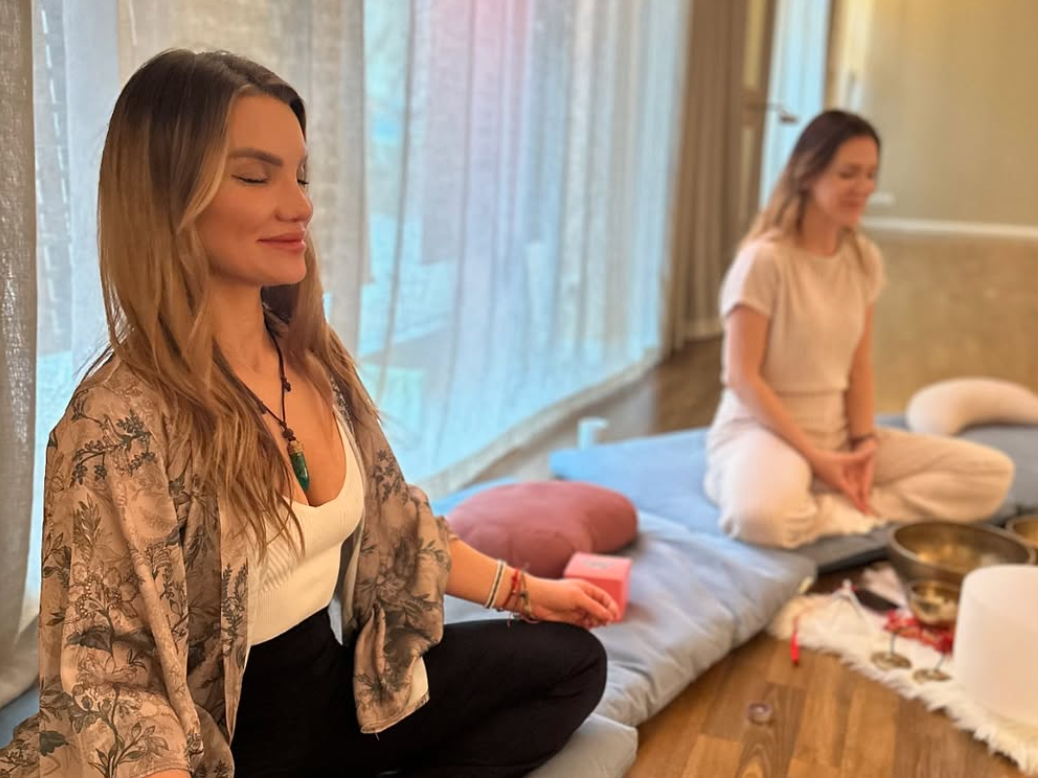 New Moon Women's Circle with Cacao Ceremony and Manifestation Workshop