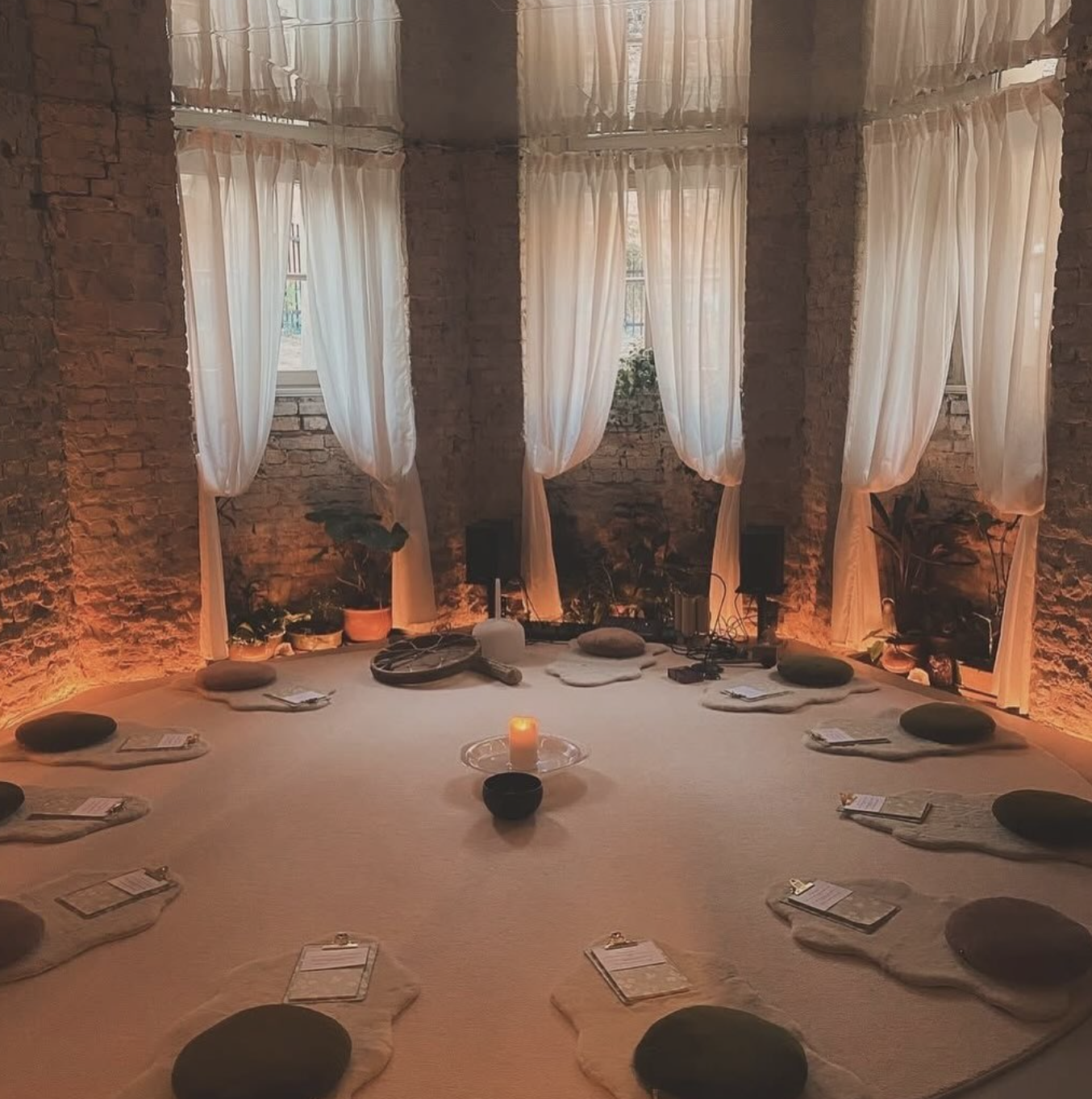 somatic experiencing session berlin kreuzberg space.png