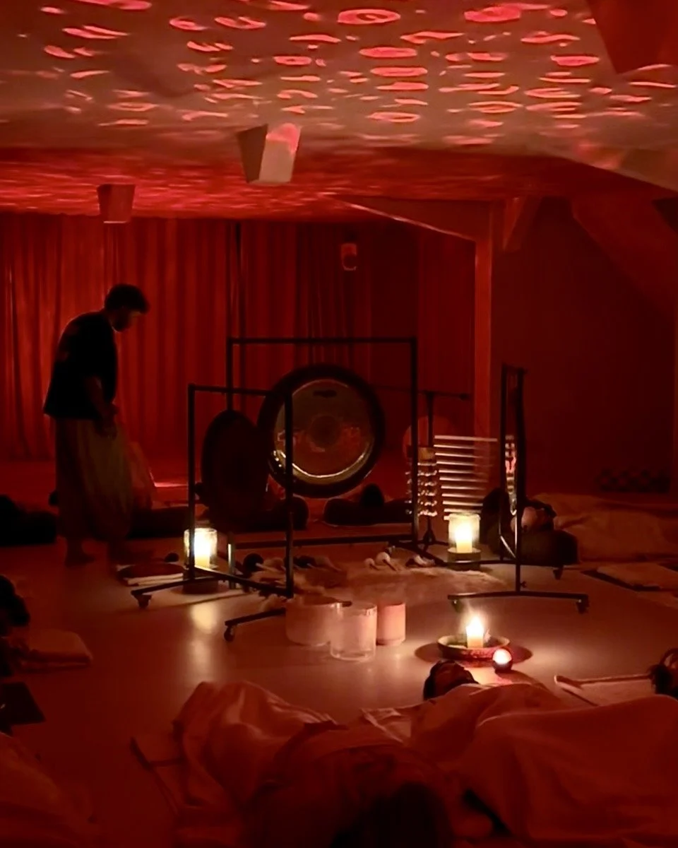 Red Vortex Gong Bath