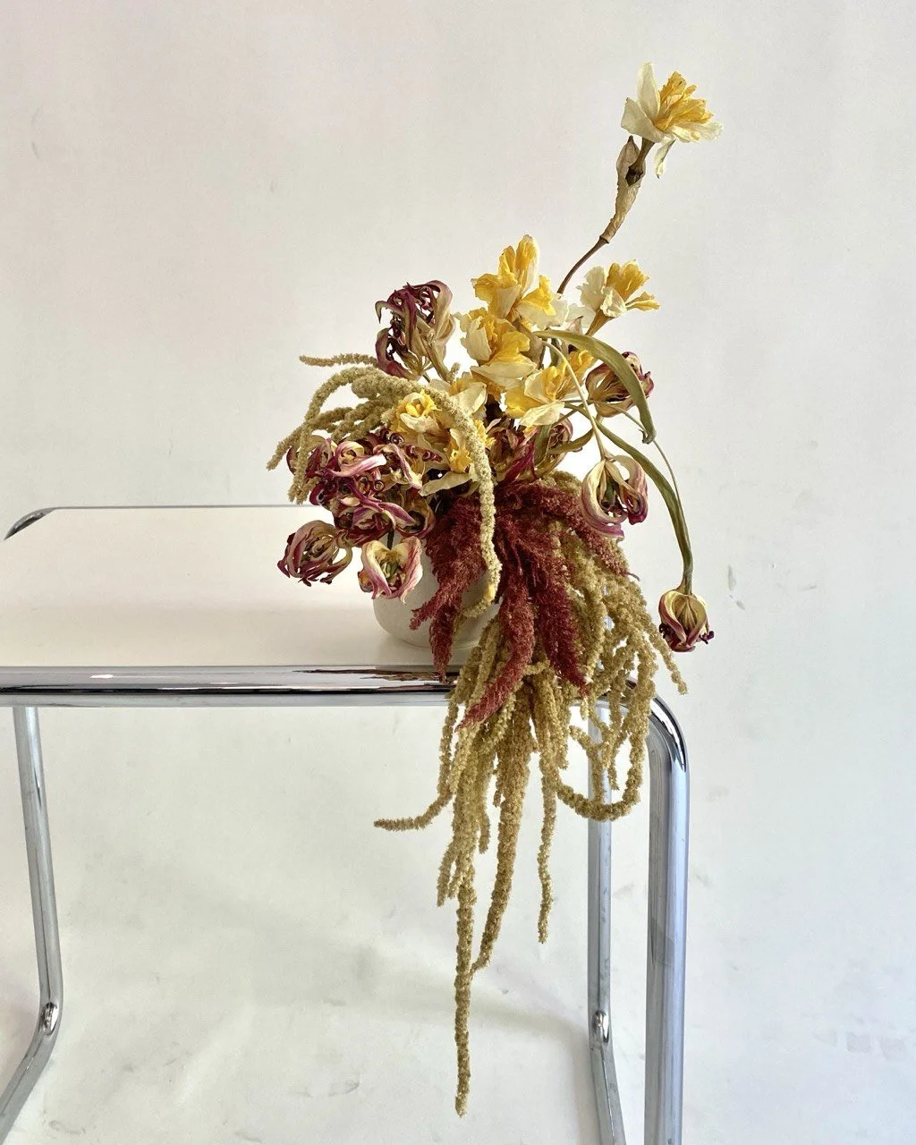 dried flower arranging workshop berlin kreuzberg.jpeg