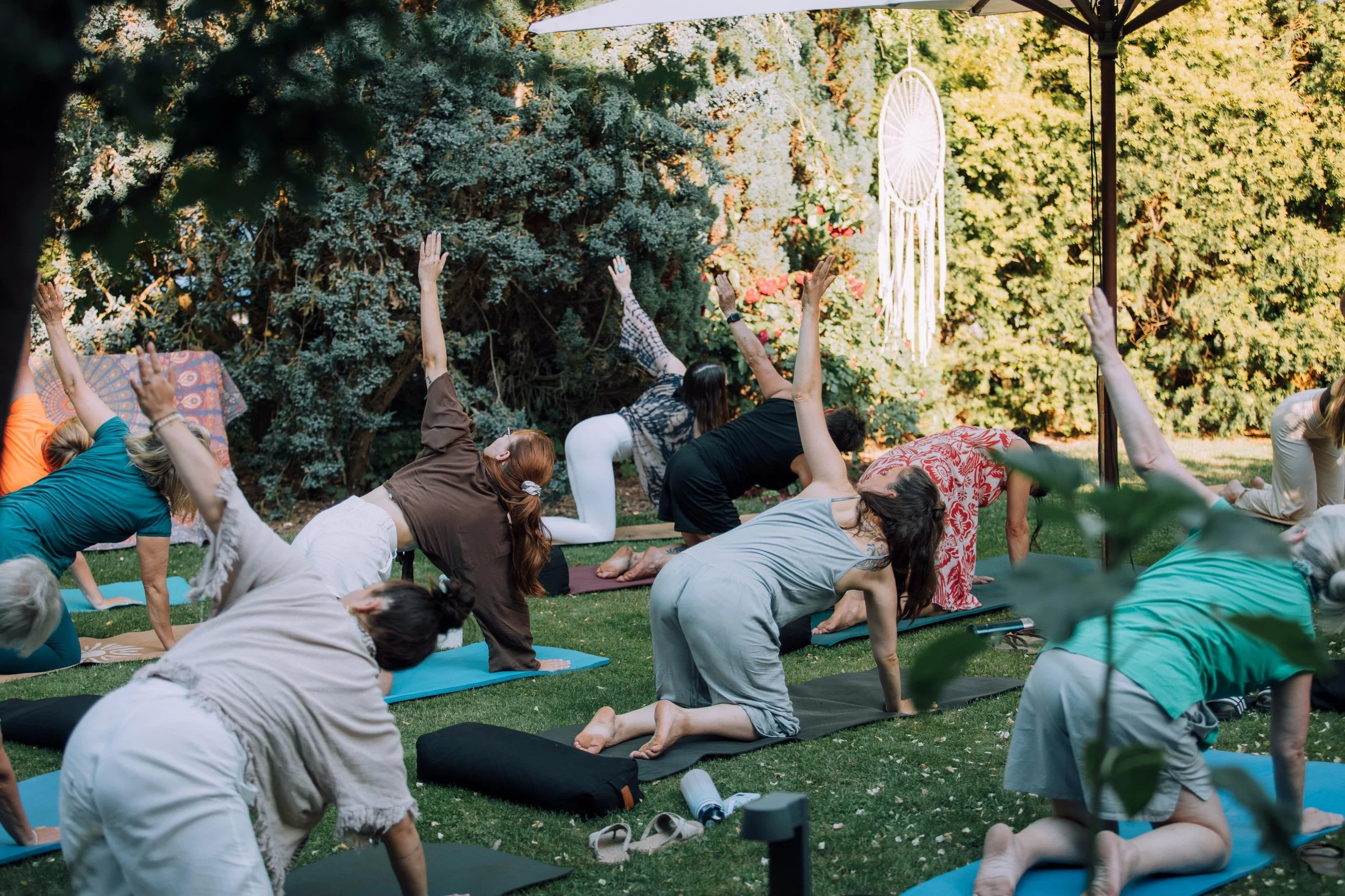 women circle gentle yoga flow brandenburg.jpeg