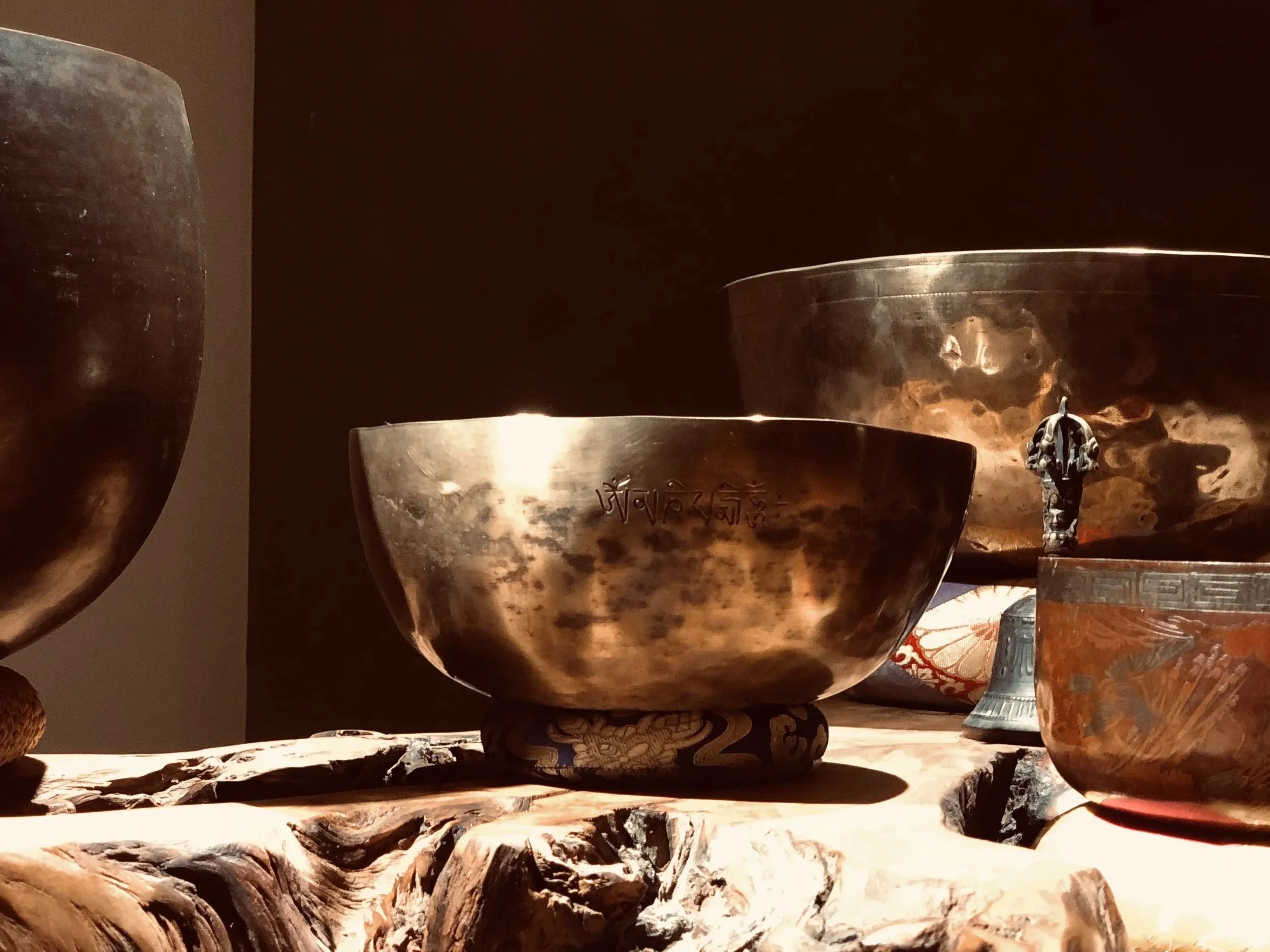 Sound and Meditation with Om Hellencamp