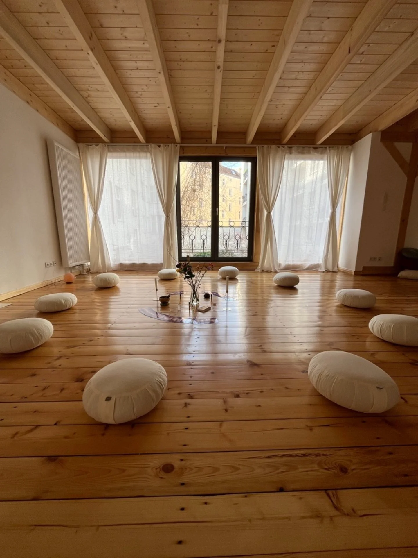 womens circle berlin.jpg