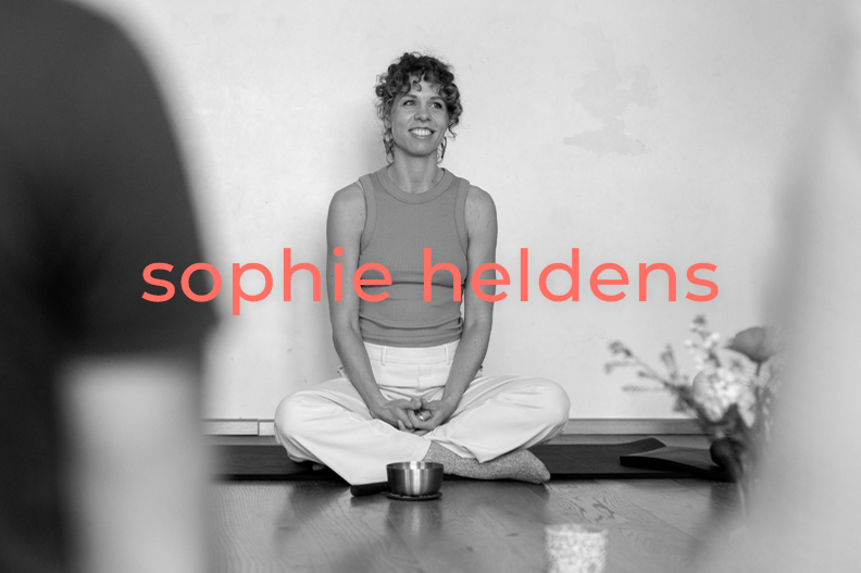 Interview with Berlin-based Tantra and feminine embodiment facilitator. 