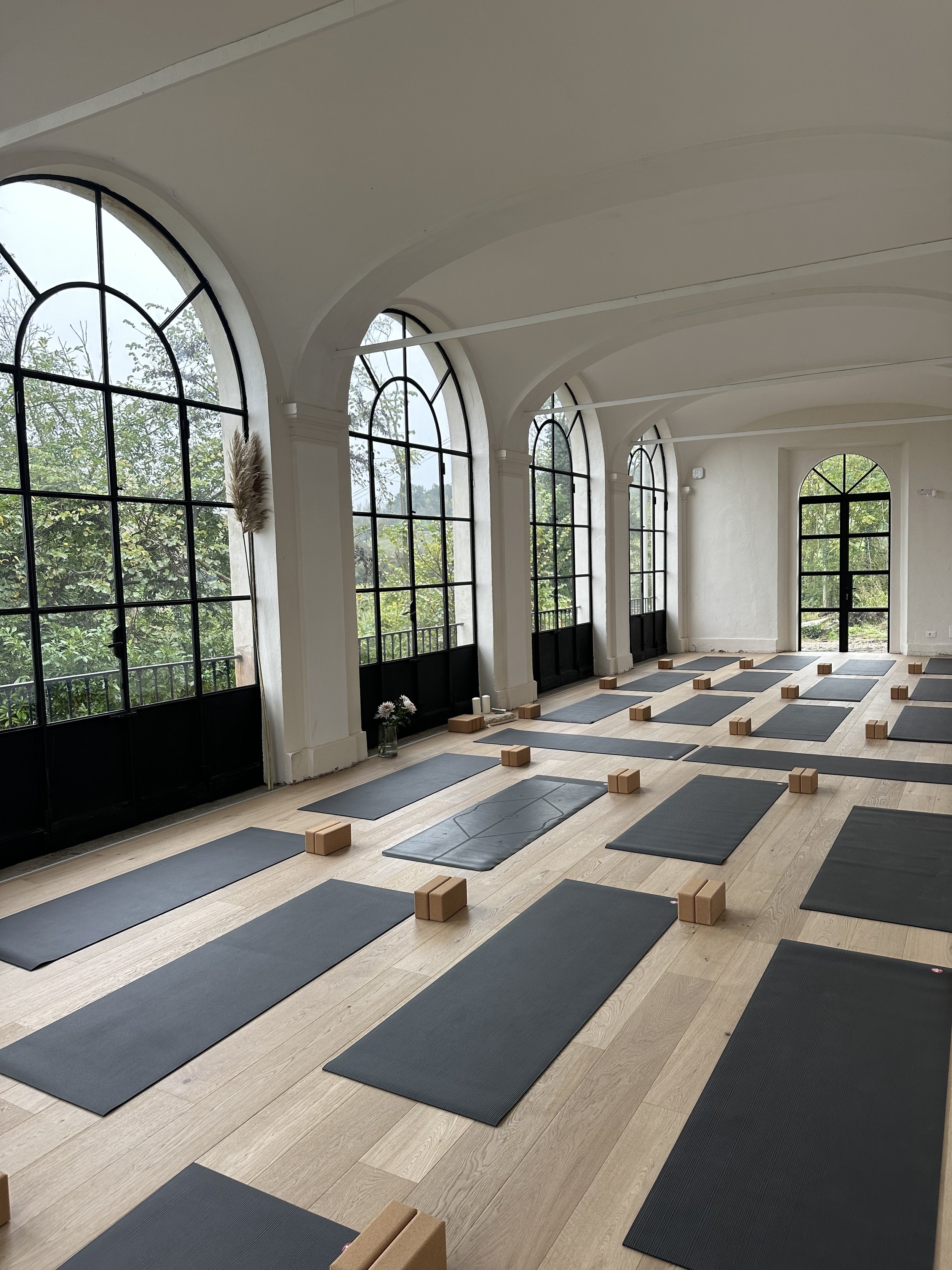 yoga retreat house italy yoga shala.jpeg