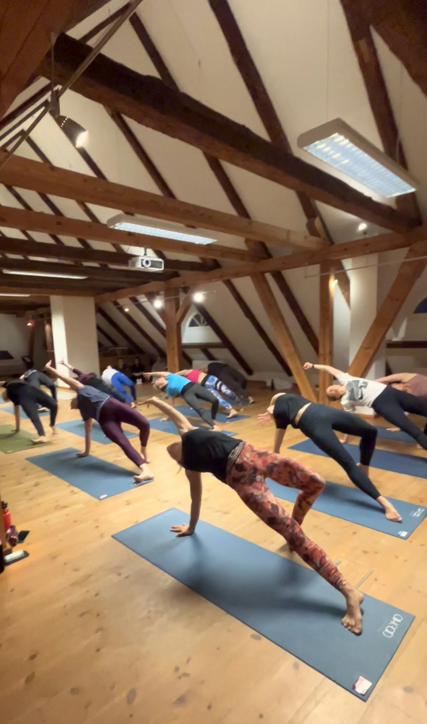 Yoga_01.jpg