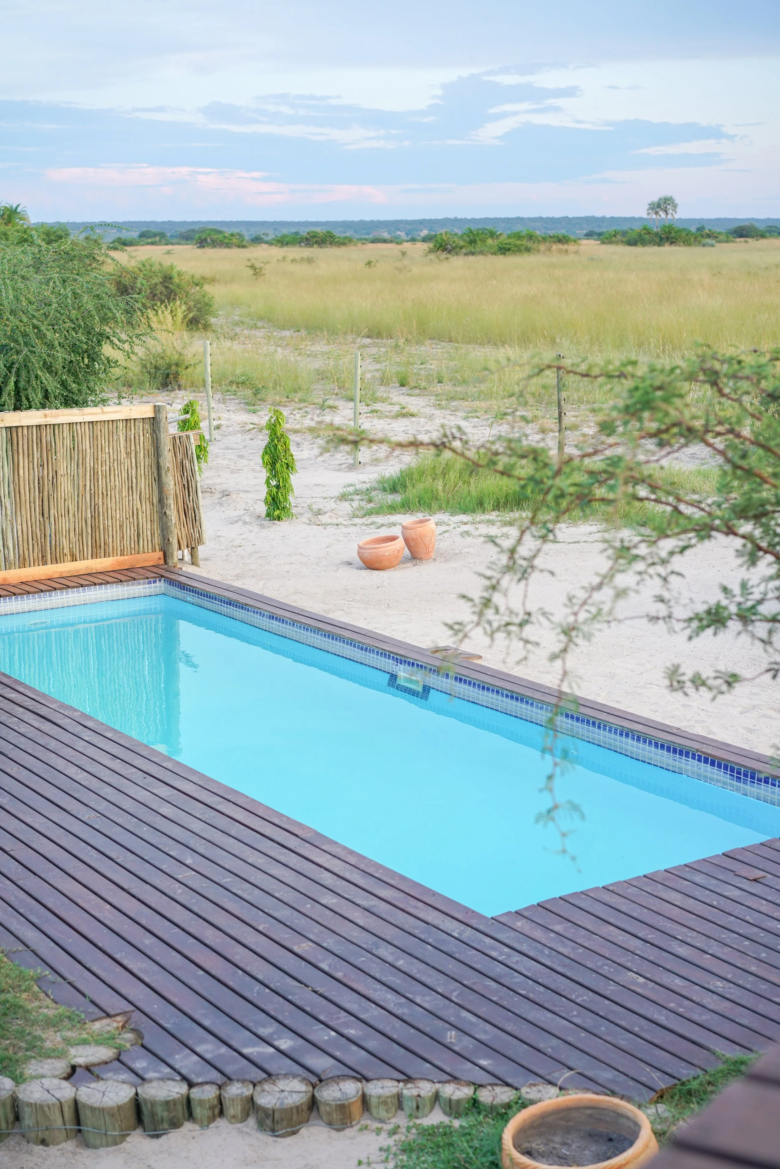 munga plains pool retreat center.jpeg