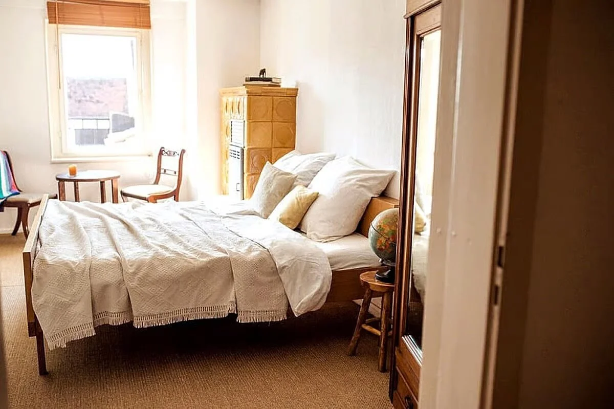 retreat center bedroom yoga meditation near berlin.jpeg