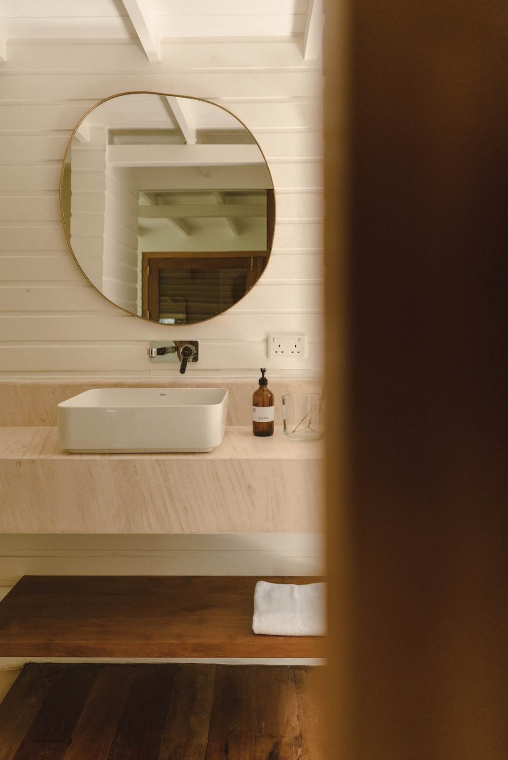 kurulu ensuite bathroom.webp
