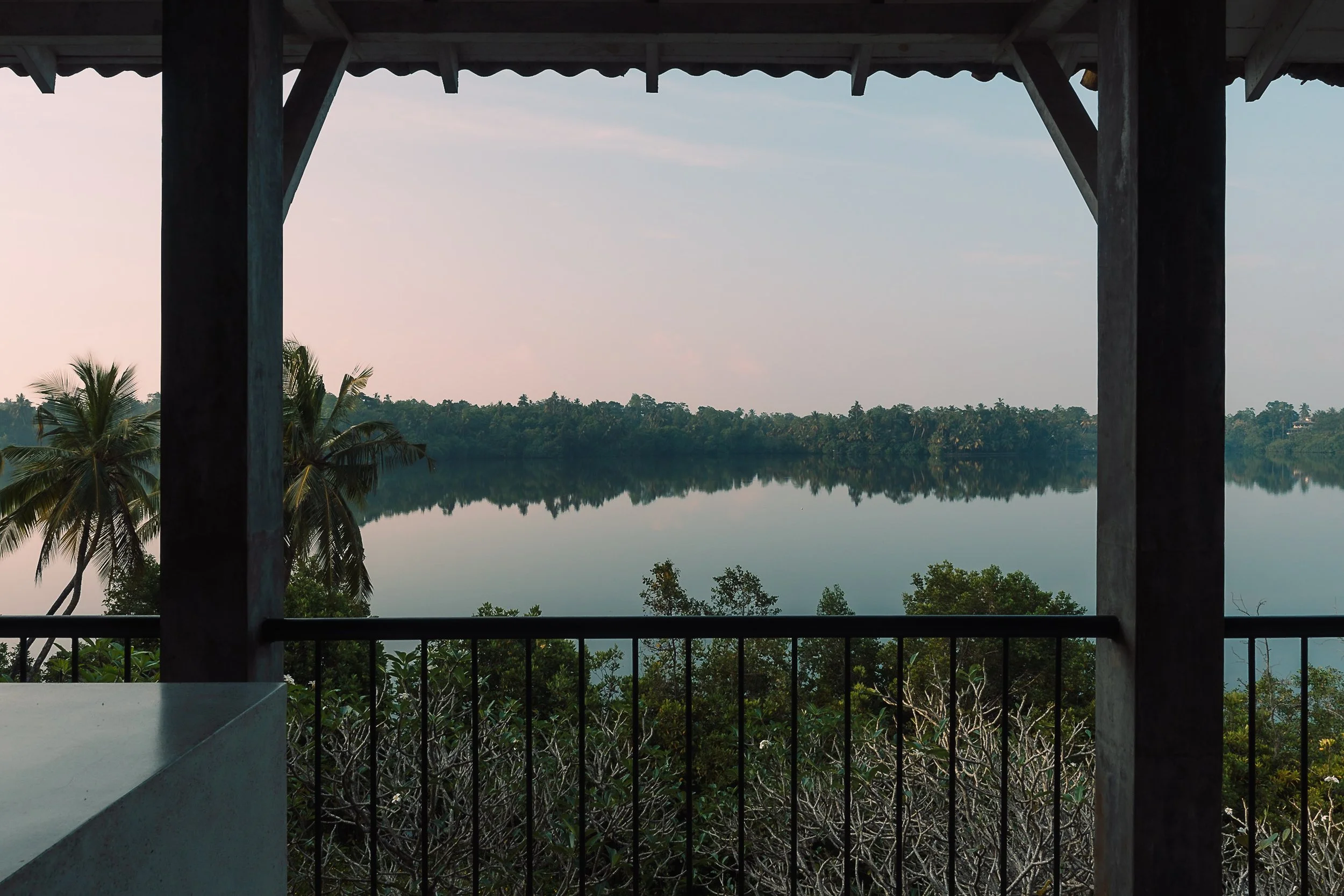 wellness private villa koggala lake.jpg