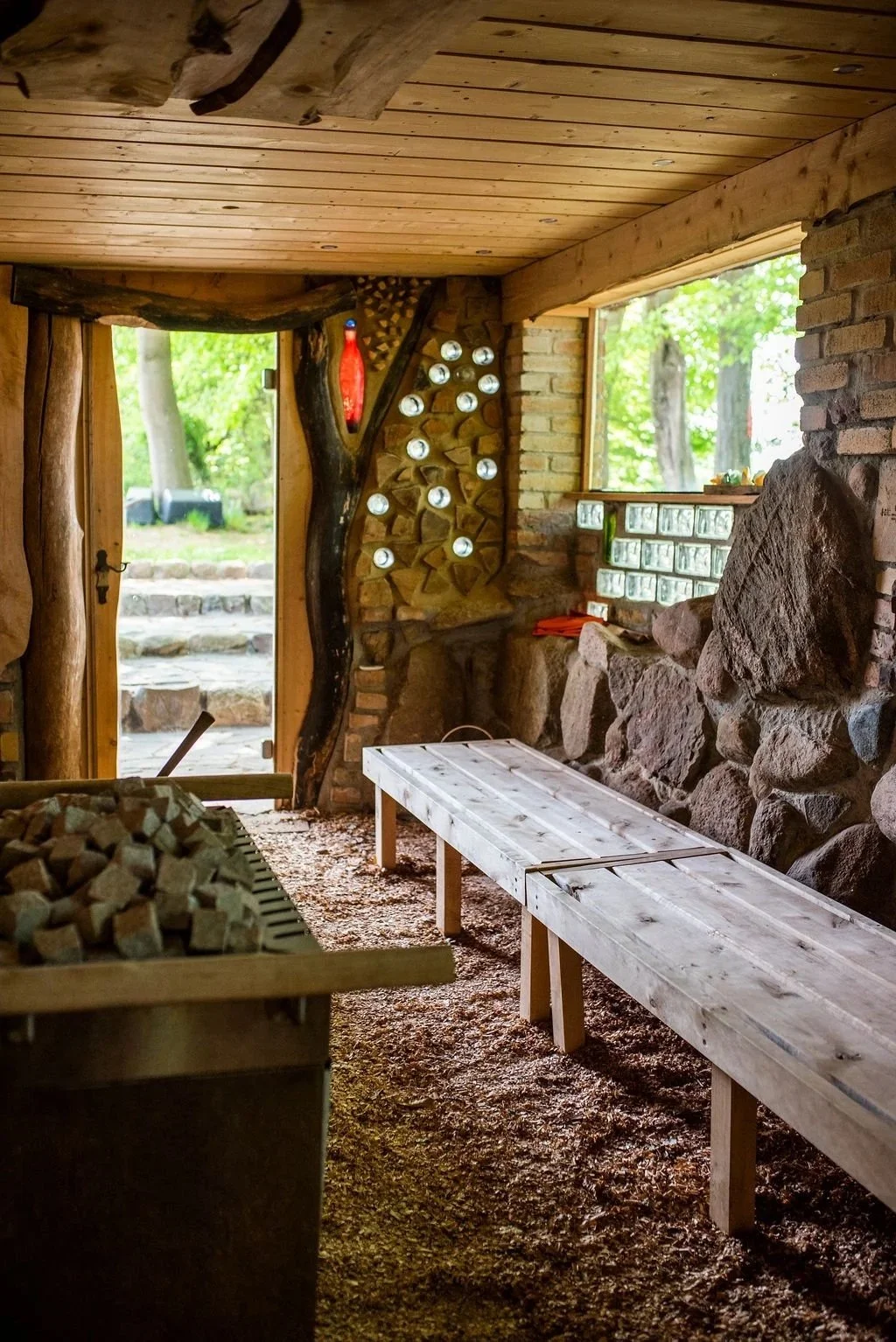 rustic retreat house near berlin.jpeg