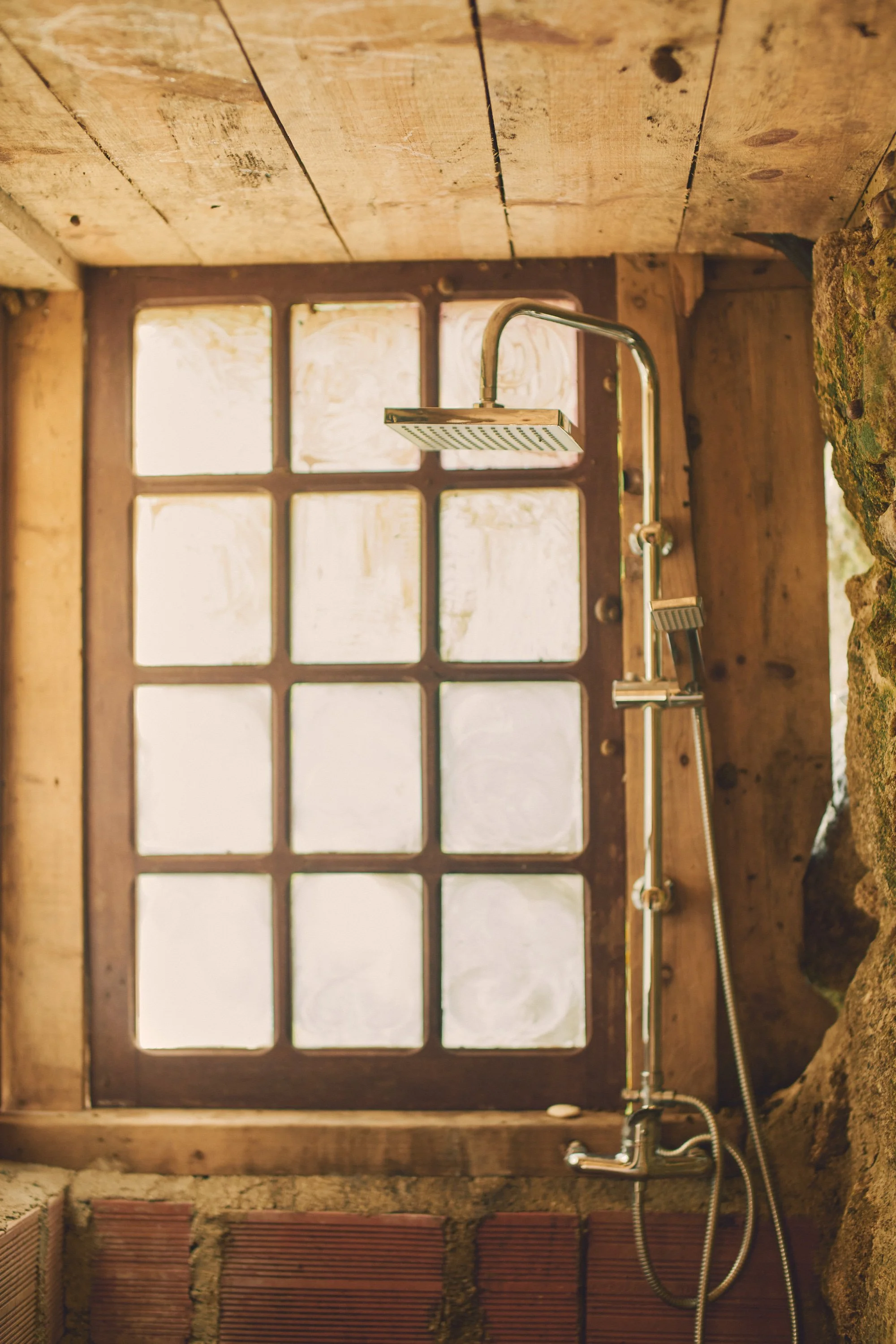 rustic shower nature portugal retreat.jpg