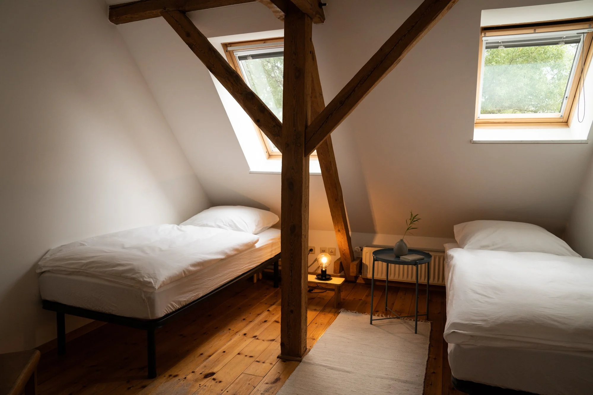 NONNA-Hof_retreat house berlin yoga bhatki.jpg