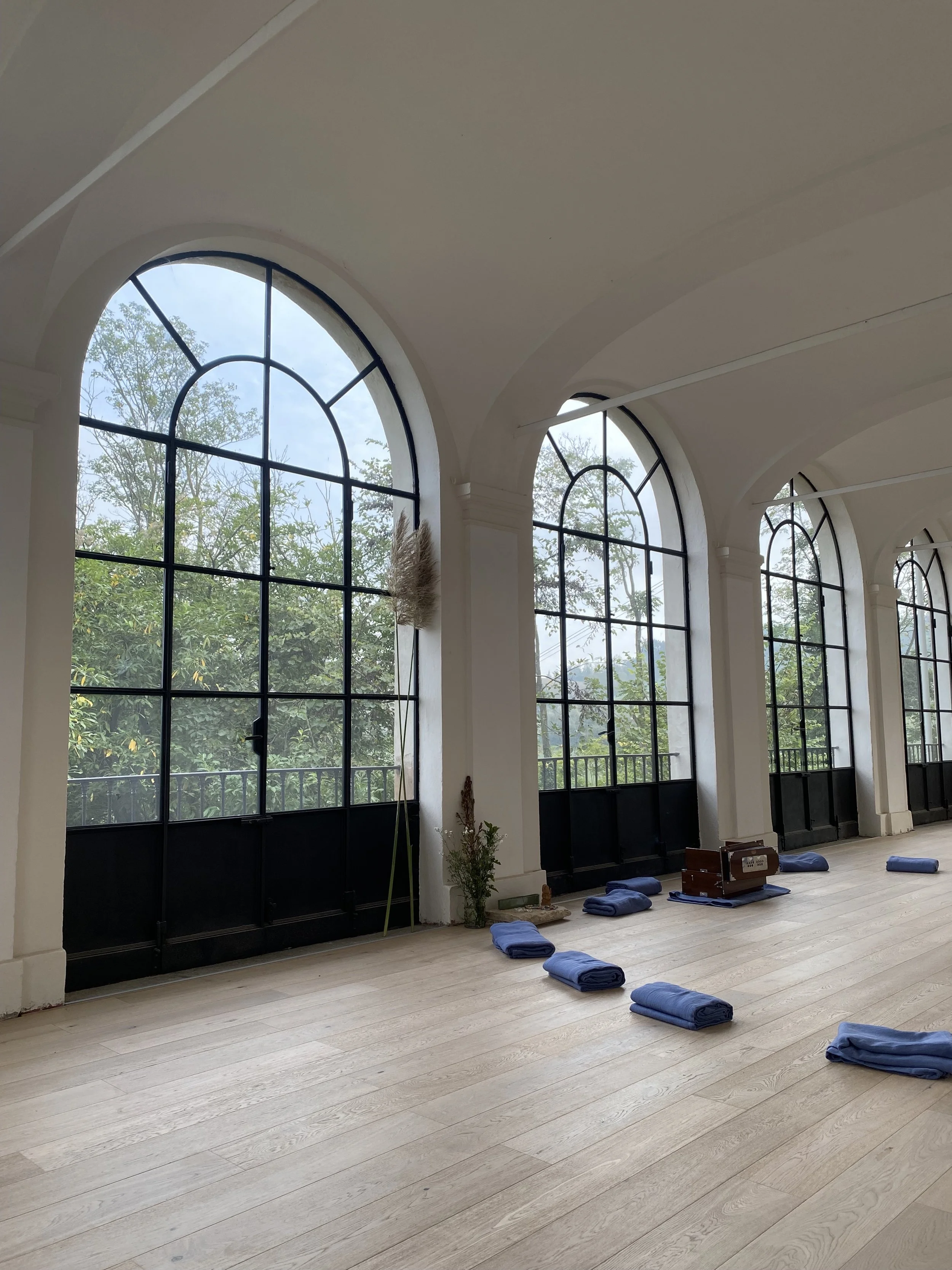 yoga retreat italy yoga room.jpg