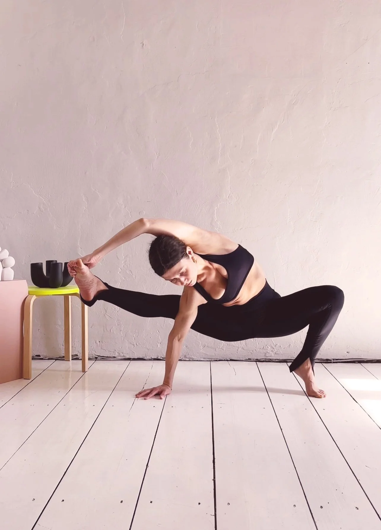 flex and flow jessica yoga pose.jpg
