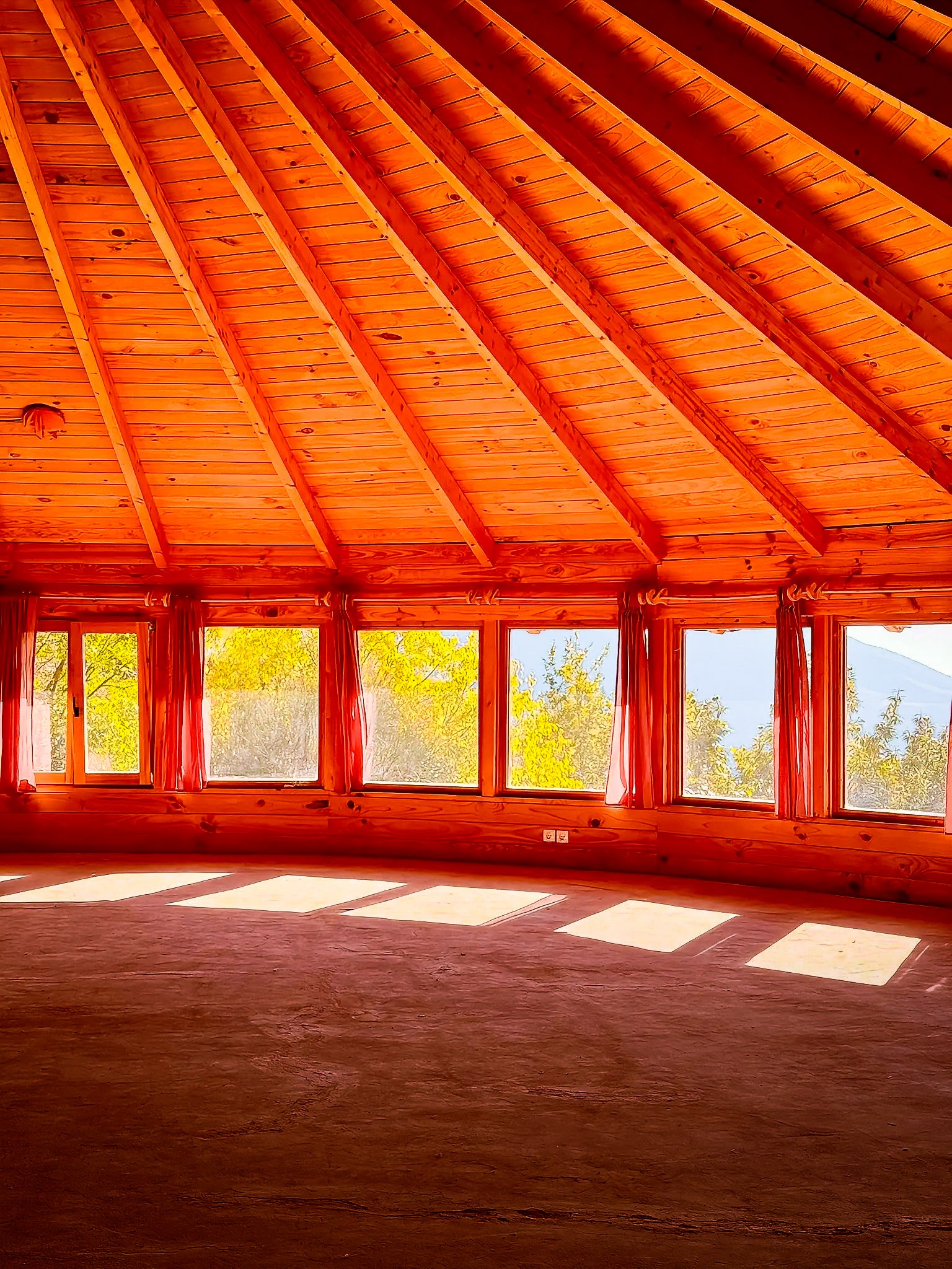 nature retreat spain yoga meditation creativity.jpg