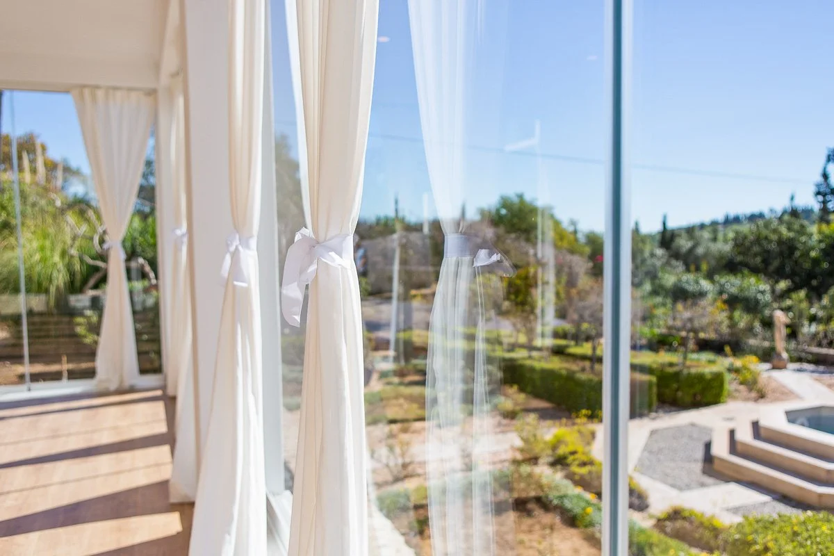 Yoga-Studio portugal retreat.jpg