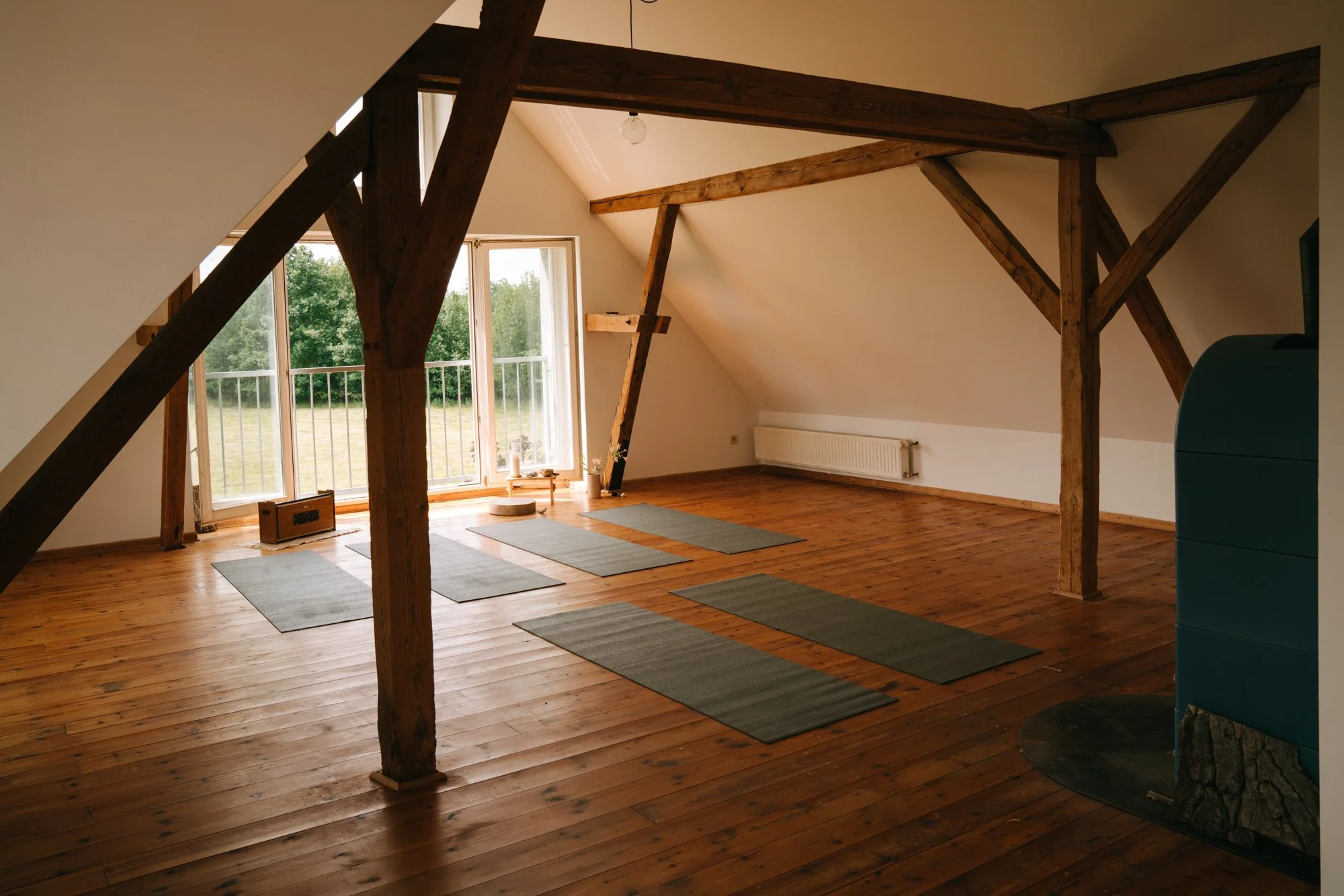 NONNA-Hof_yoga center.jpg