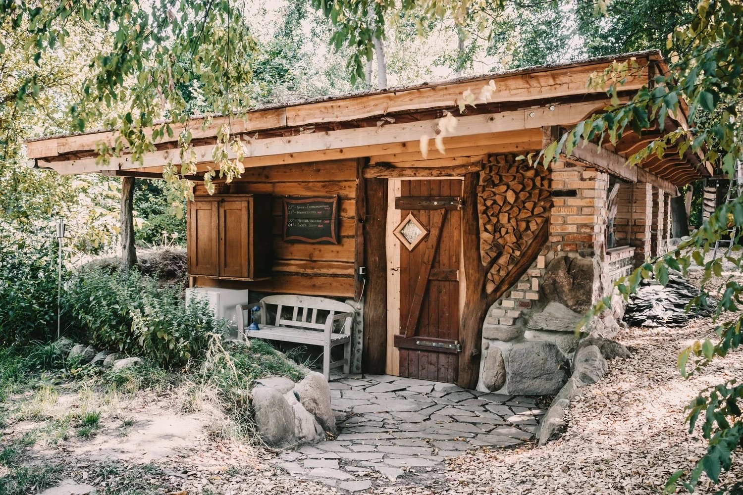 retreat house near berlin brandenburg.jpeg