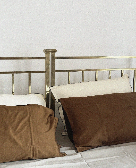 italy retreat house detail.png