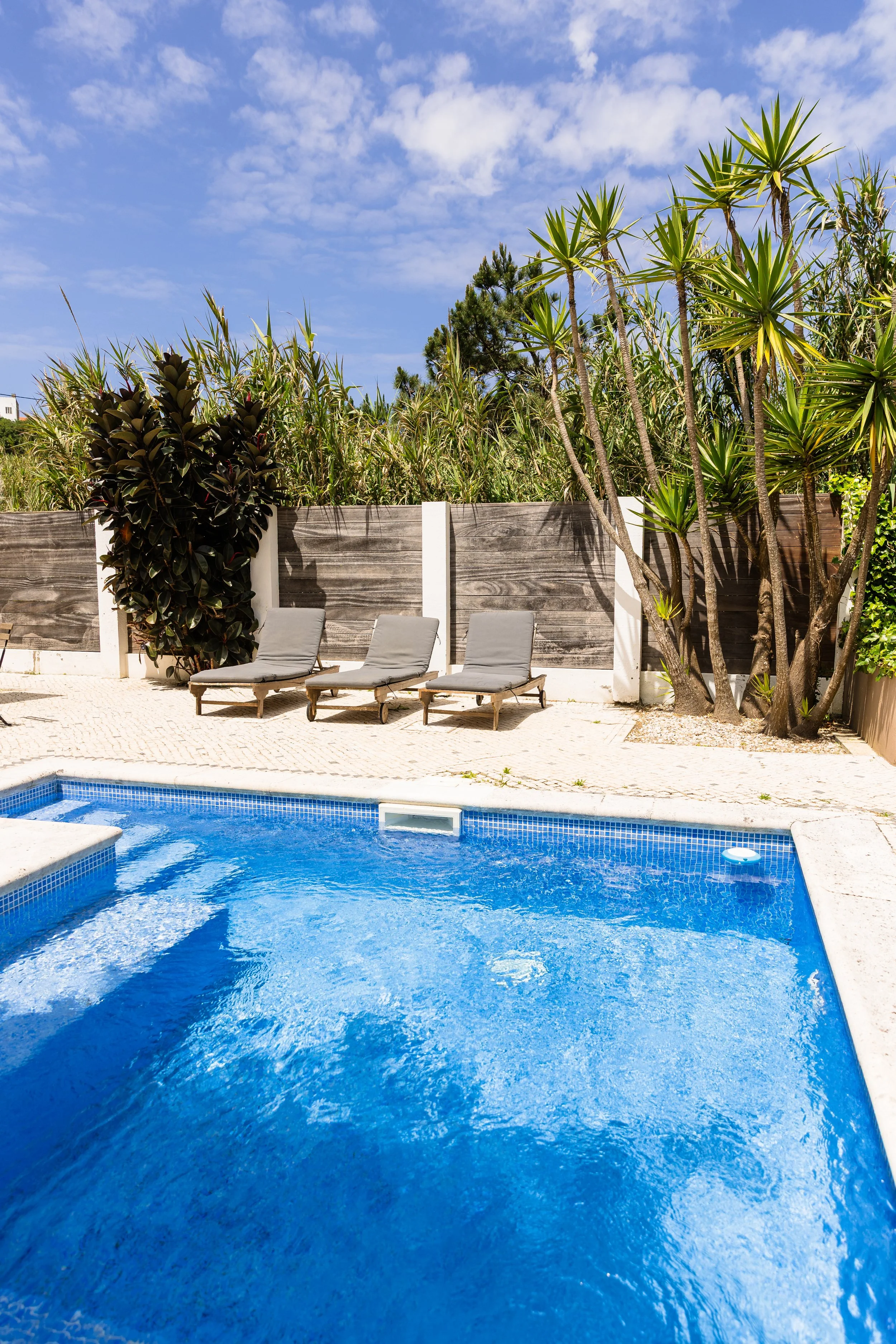 Retreat Portugal May 01 full-90.jpg