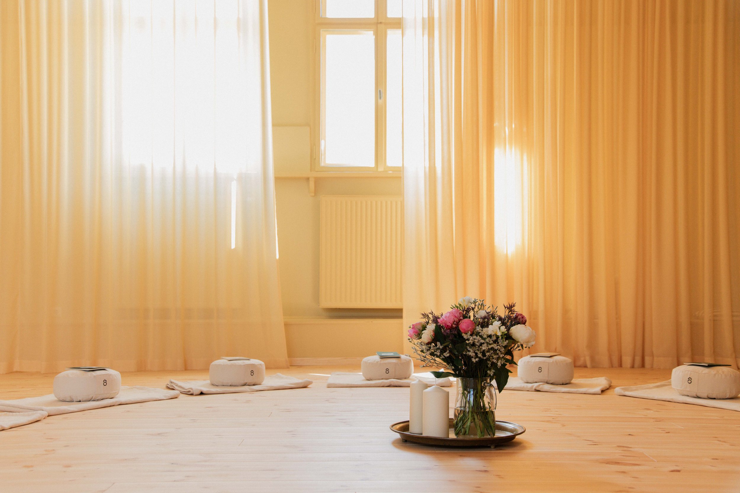 meditation-room-soft-lighting-mats.jpg