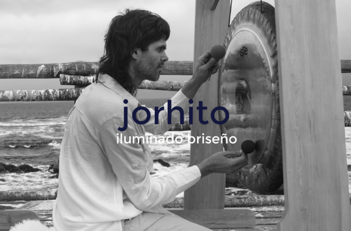 Interview with Berlin-based gong bath facilitator and yoga teacher.