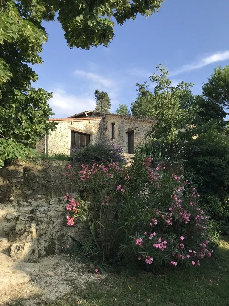 amassa retreat center france yoga.webp