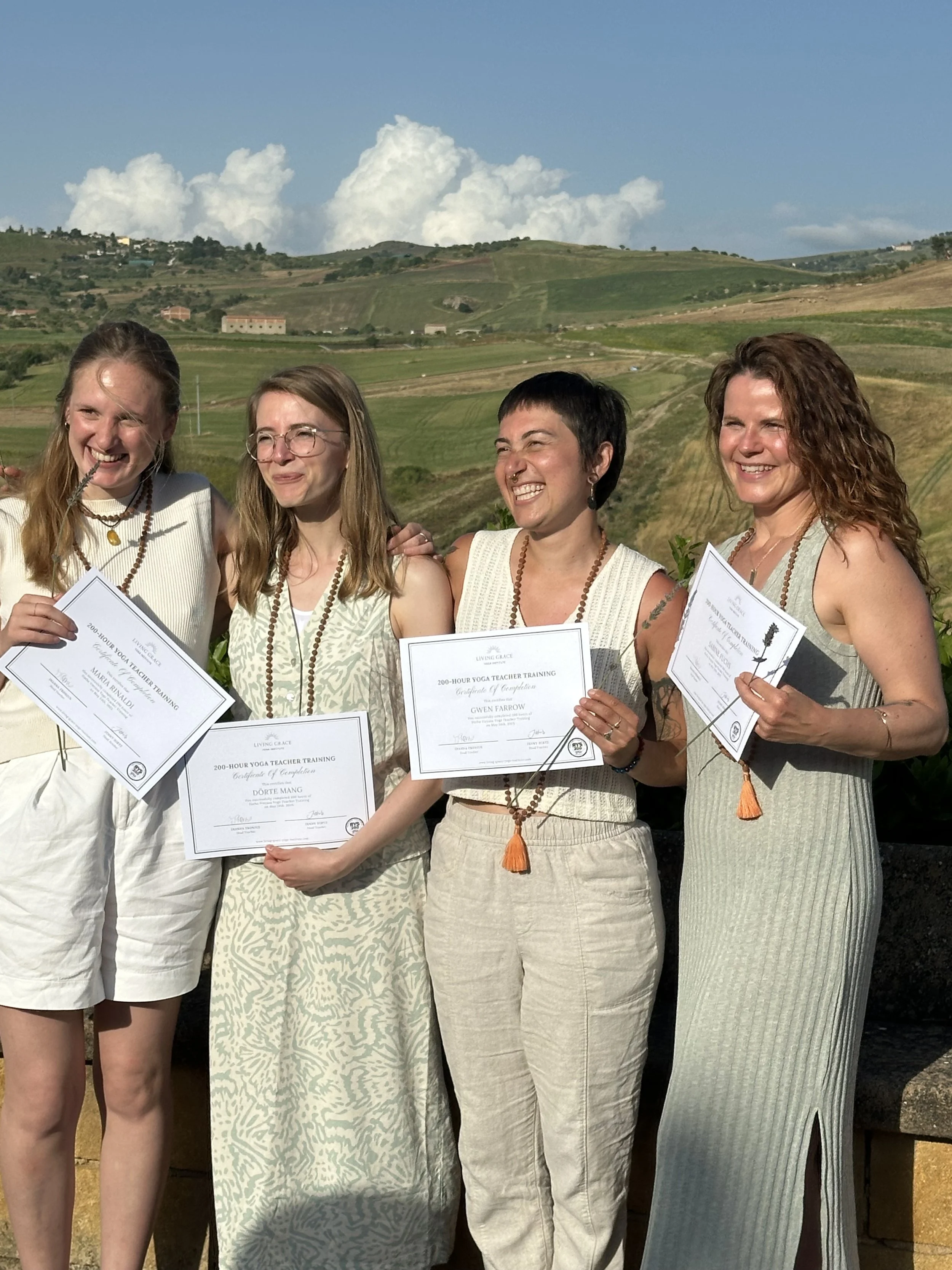 yoga teacher certification yoga alliance hybrid 200hour.jpeg
