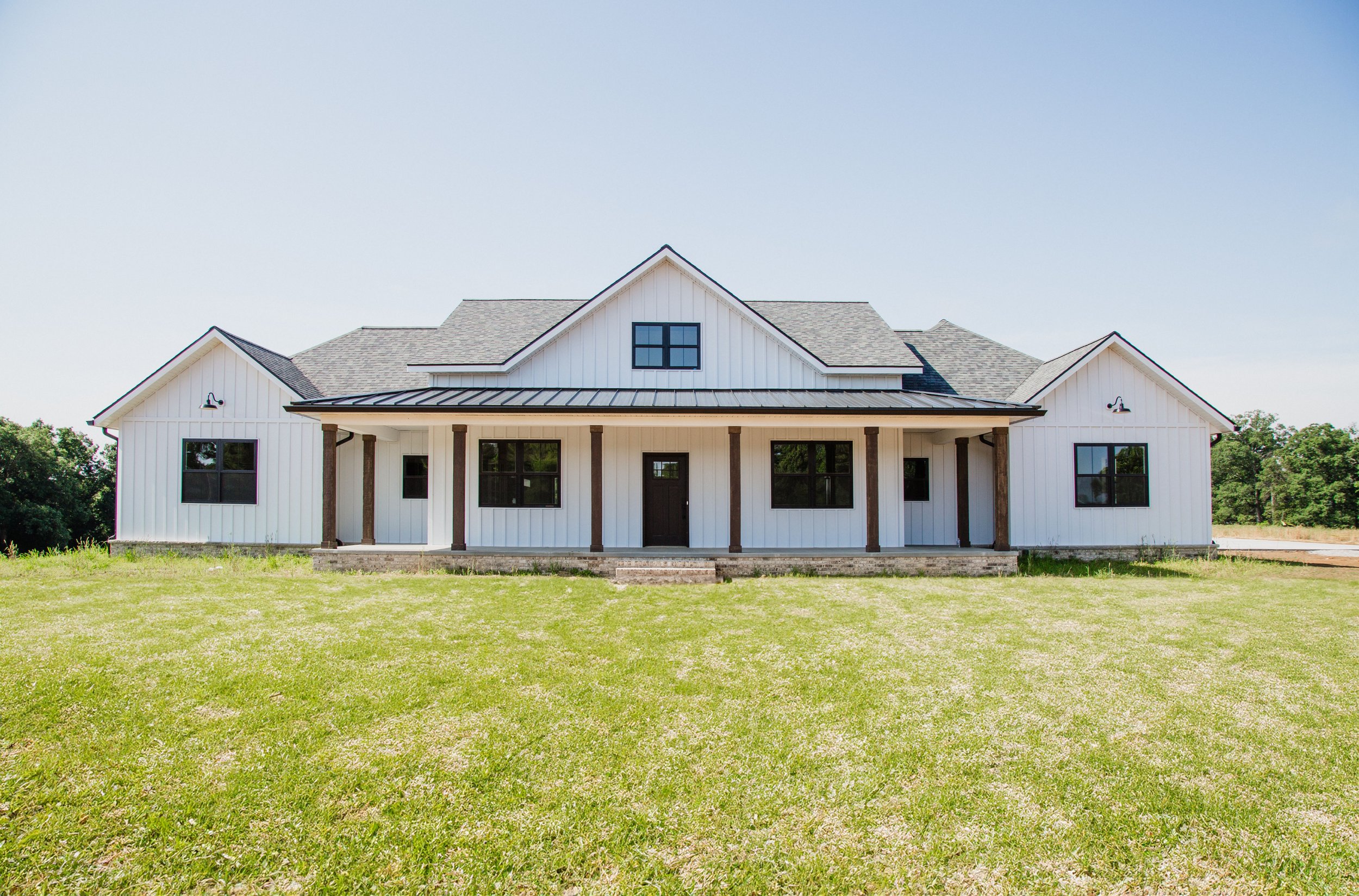 9U4A8953 copy EDIT with Grass.jpg