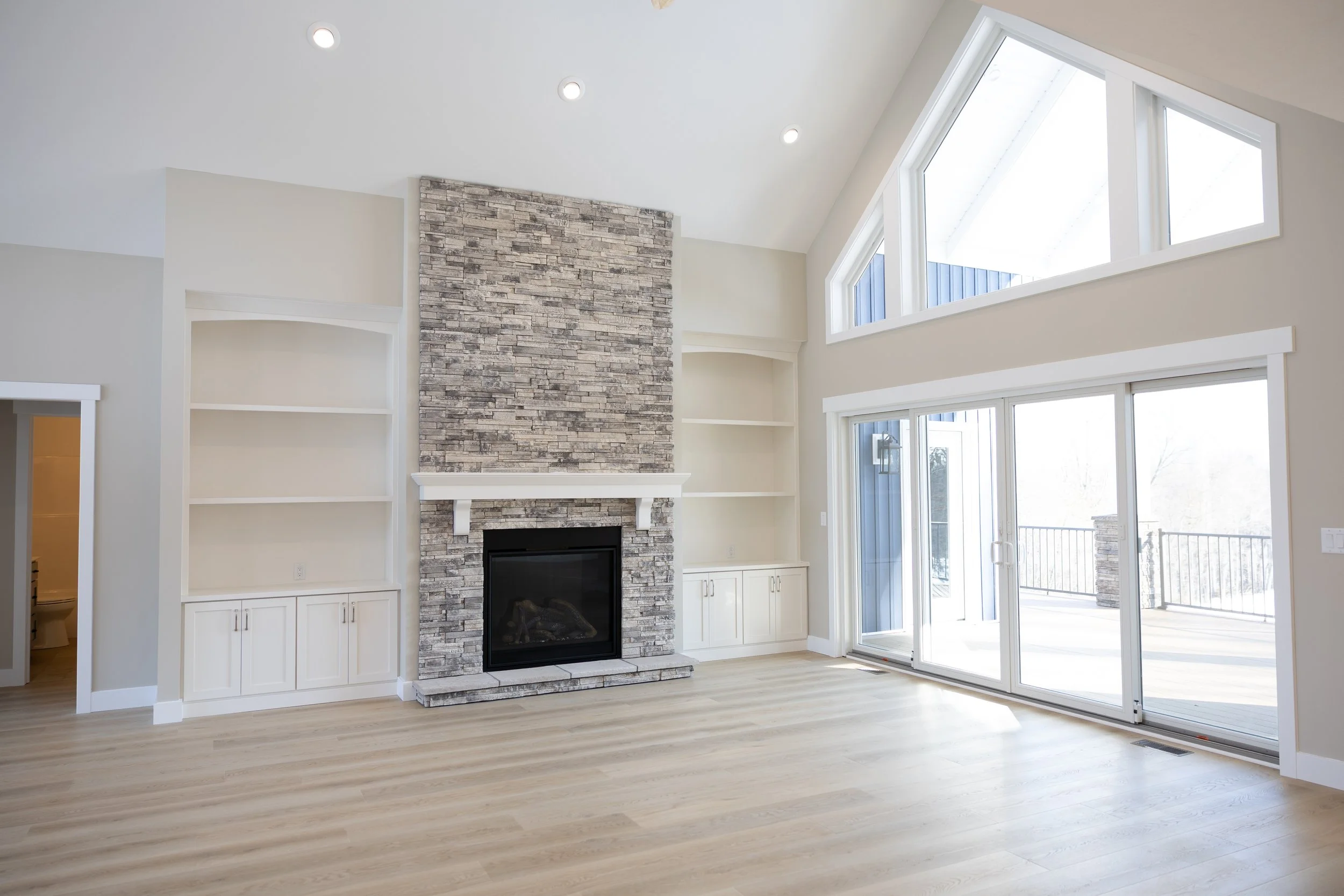 THE HILLSIDE RETREAT