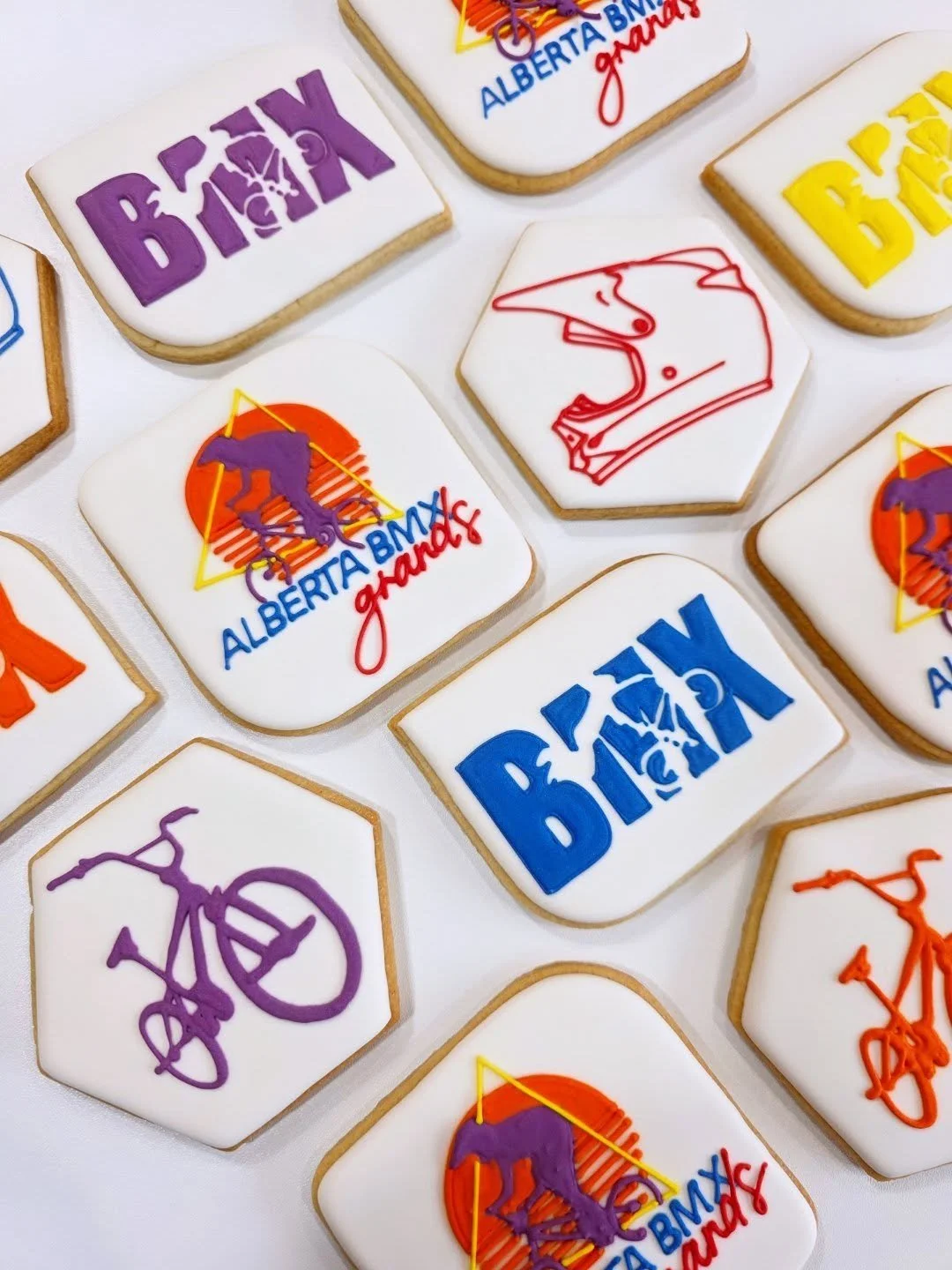 A few weeks ago @cochrane_bmx hosted the Alberta Grands! I love supporting local and made these for a door prize and recreated the logo for the event. Fun fact the biker featured is fantastic local kid who also happens to be my neighbour 🚲
.
.
.
#bm
