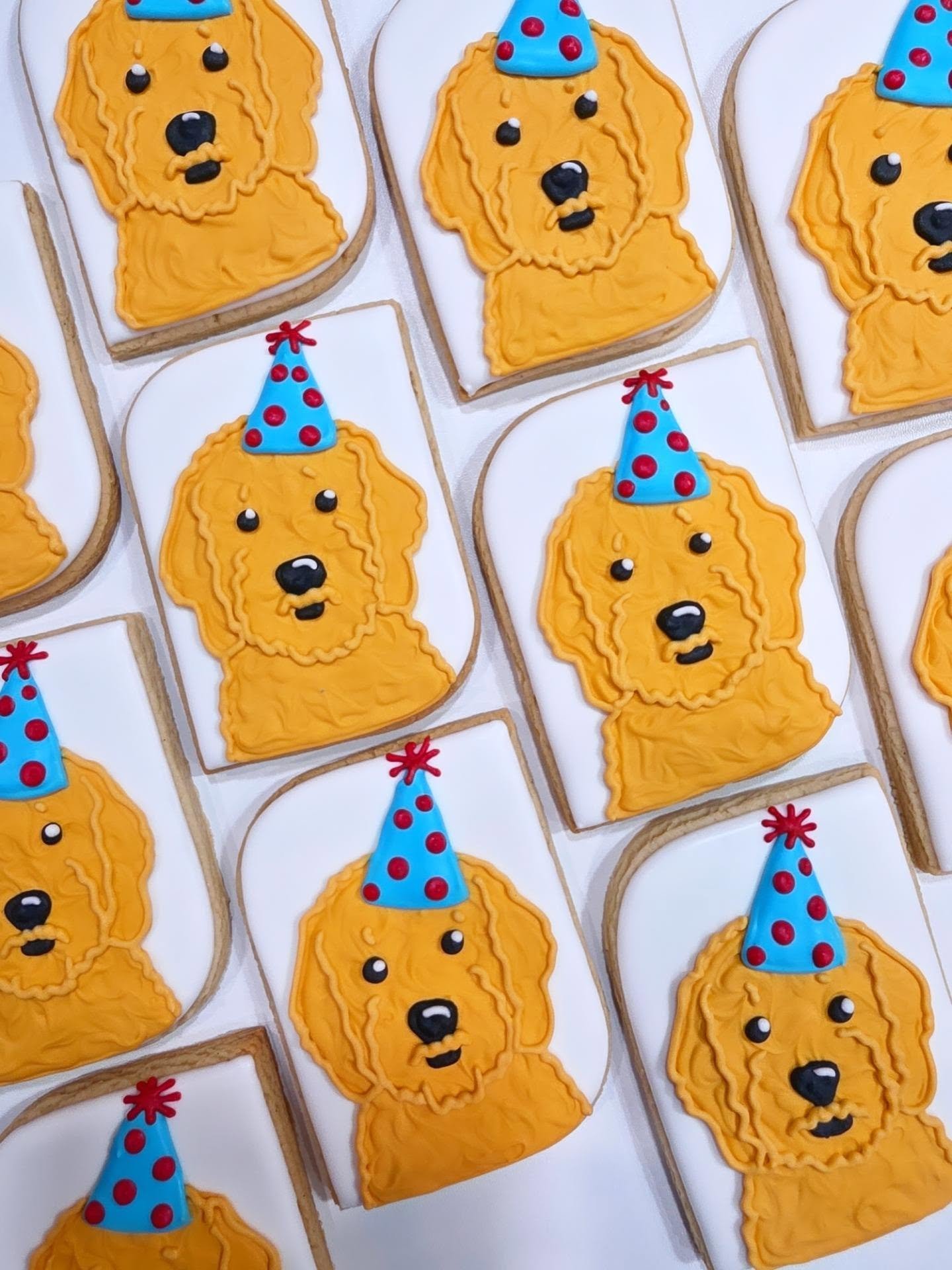 Got a party? Send in your request via the order request form! DMs aren't regularly checked, and the request form has my most up to date availability 📆
https://forms.gle/bYSSh3TpuLiTtBGW8
.
.
.
Dog birthday cookies #dogcookies #yyccookies #cochraneco