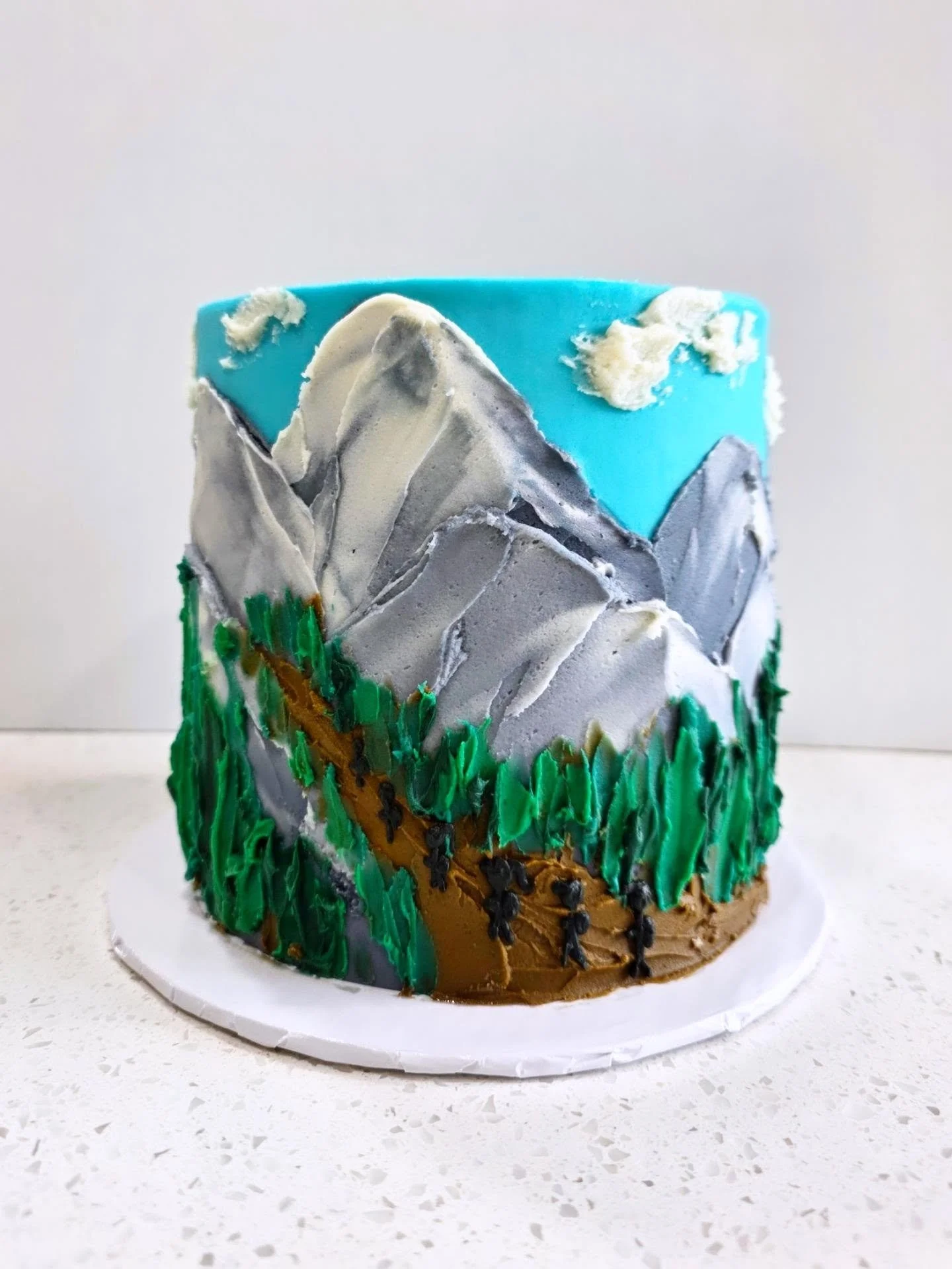 Happy 2nd anniversary to the Cochrane Walking group! 
.
.
.
#mountaincake #hikingcake #yyccakes #cochranecakes #cochraneloveslocal
