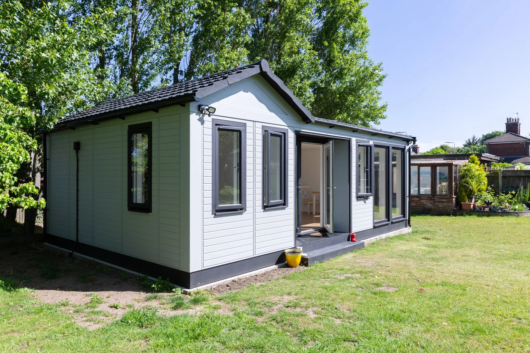 Granny Annexe Specialists installing across Oxfordshire — Garden Annexes